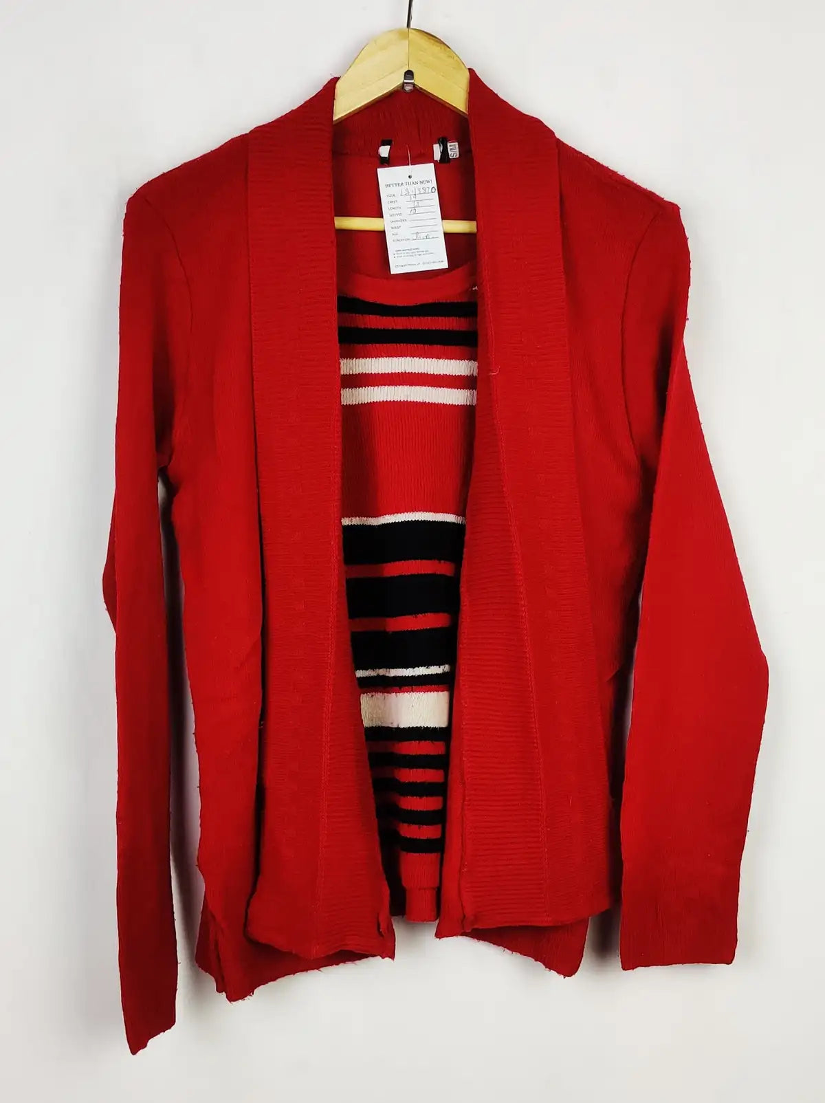 Buy online pre-used pre-loved 100% authentic & Original branded Unknown Brand (LS-13870) available in Pakistan. Top international brands avilable.