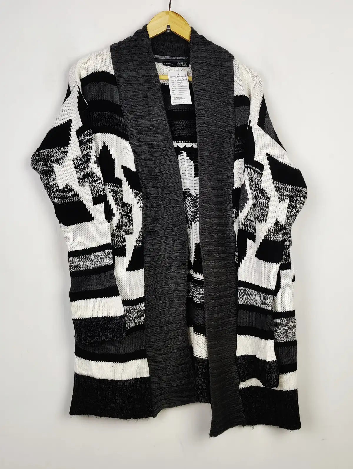 Buy online pre-used pre-loved 100% authentic & Original branded Atmosphere (LS-13887) available in Pakistan. Top international brands avilable.