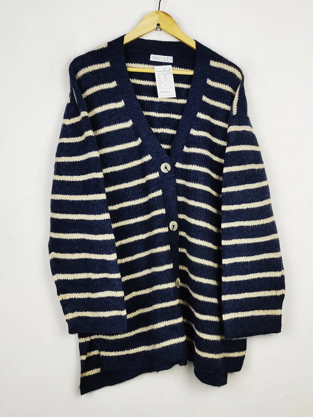 Buy online pre-used pre-loved 100% authentic & Original branded Primark (LS-13888) available in Pakistan. Top international brands avilable.