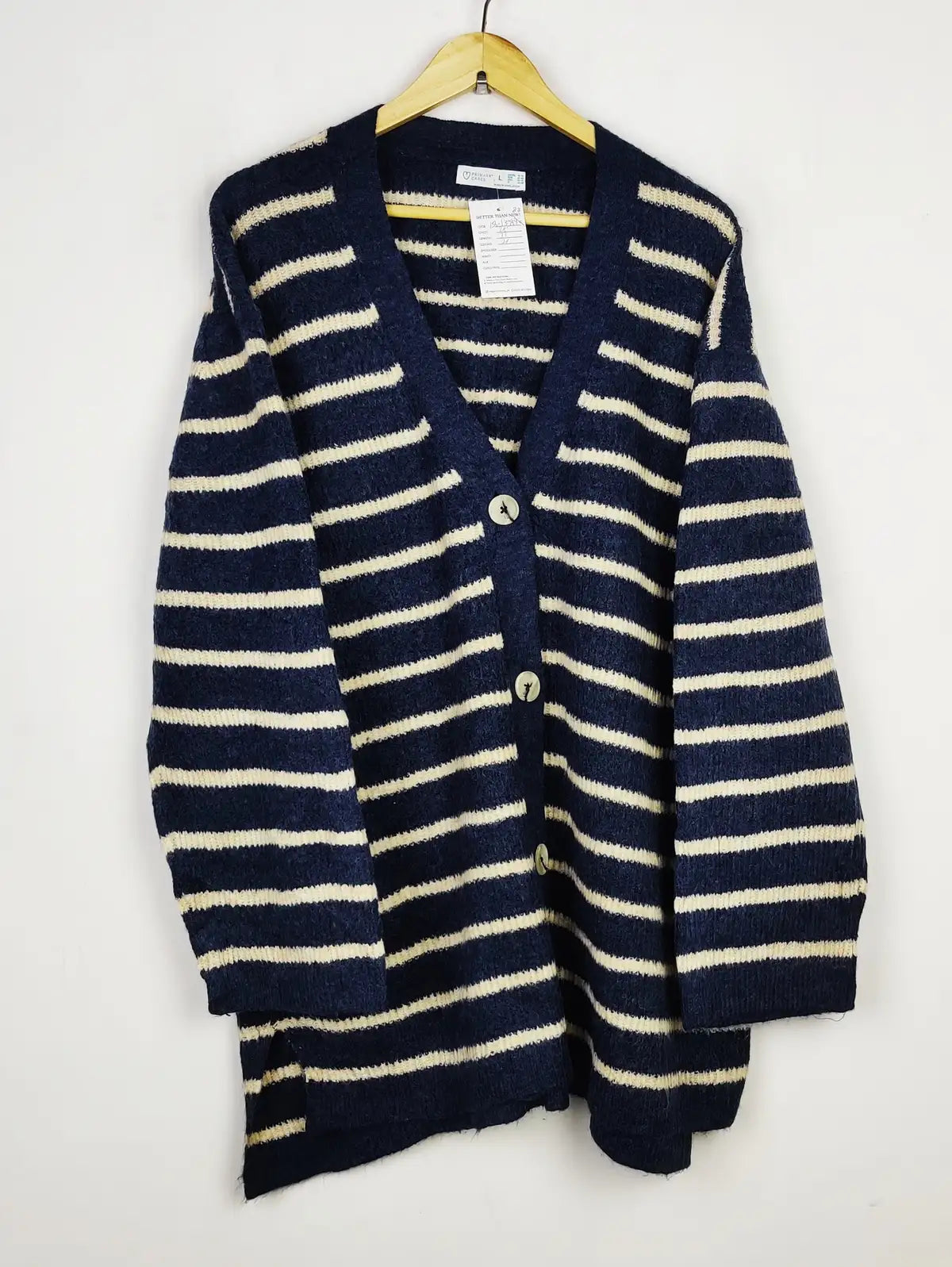 Buy online pre-used pre-loved 100% authentic & Original branded Primark (LS-13888) available in Pakistan. Top international brands avilable.