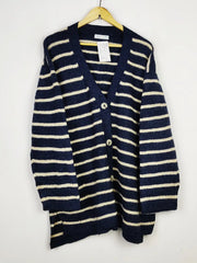 Buy online pre-used pre-loved 100% authentic & Original branded Primark (LS-13888) available in Pakistan. Top international brands avilable.