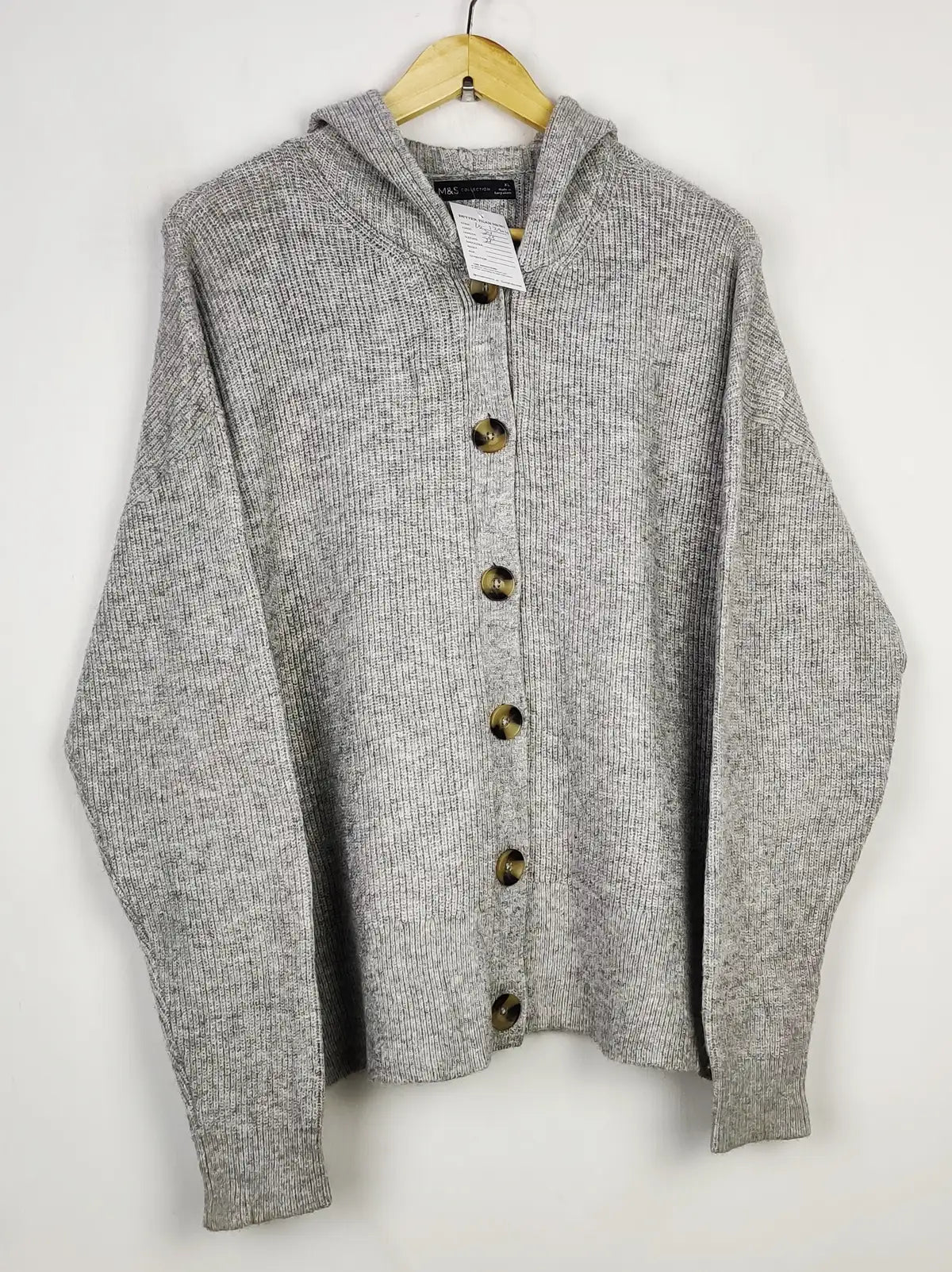 Buy online pre-used pre-loved 100% authentic & Original branded Marks & Spencer (LS-13904) available in Pakistan. Top international brands avilable.