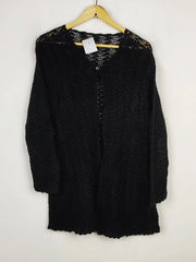 Buy online pre-used pre-loved 100% authentic & Original branded Unknown Brand (LS-13911) available in Pakistan. Top international brands avilable.