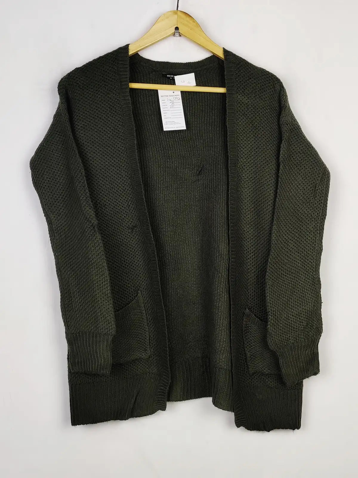 Buy online pre-used pre-loved 100% authentic & Original branded Select (LS-13912) available in Pakistan. Top international brands avilable.