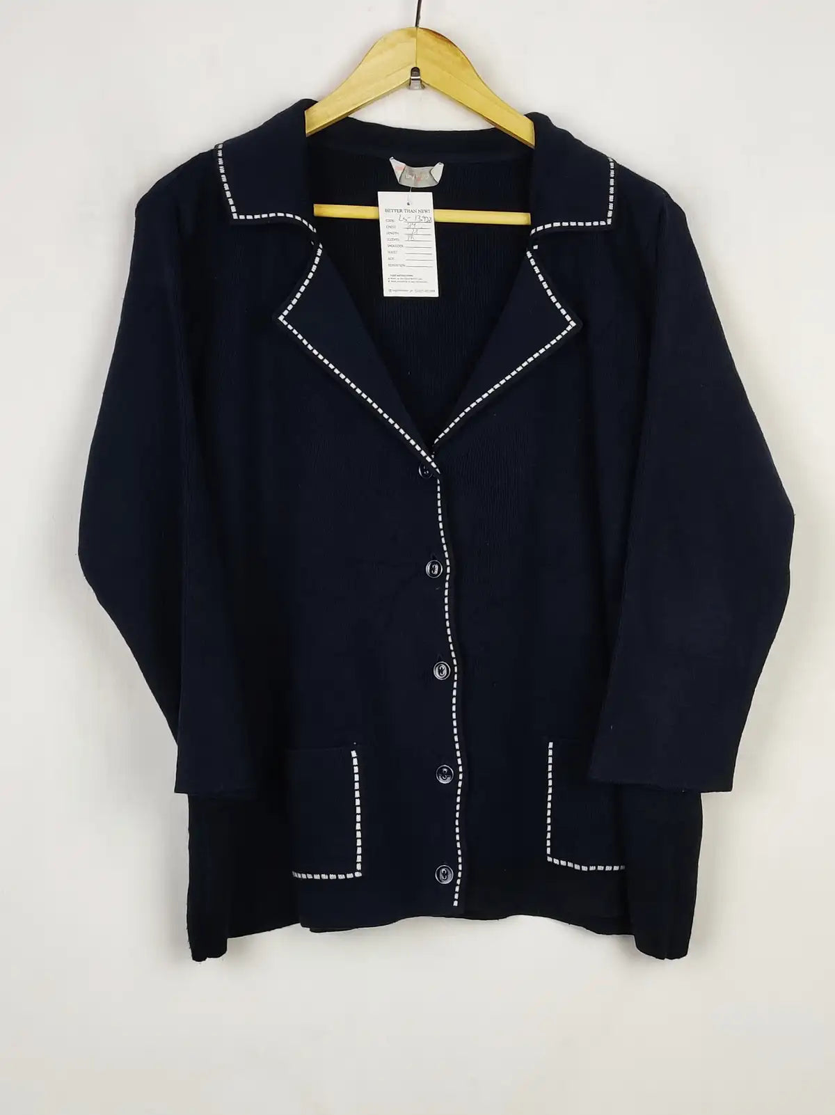 Buy online pre-used pre-loved 100% authentic & Original branded Per Una (LS-13928) available in Pakistan. Top international brands avilable.