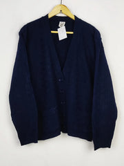 Buy online pre-used pre-loved 100% authentic & Original branded Unknown Brand (LS-13934) available in Pakistan. Top international brands avilable.