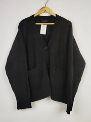 Buy online pre-used pre-loved 100% authentic & Original branded Monki (LS-14261) available in Pakistan. Top international brands avilable.