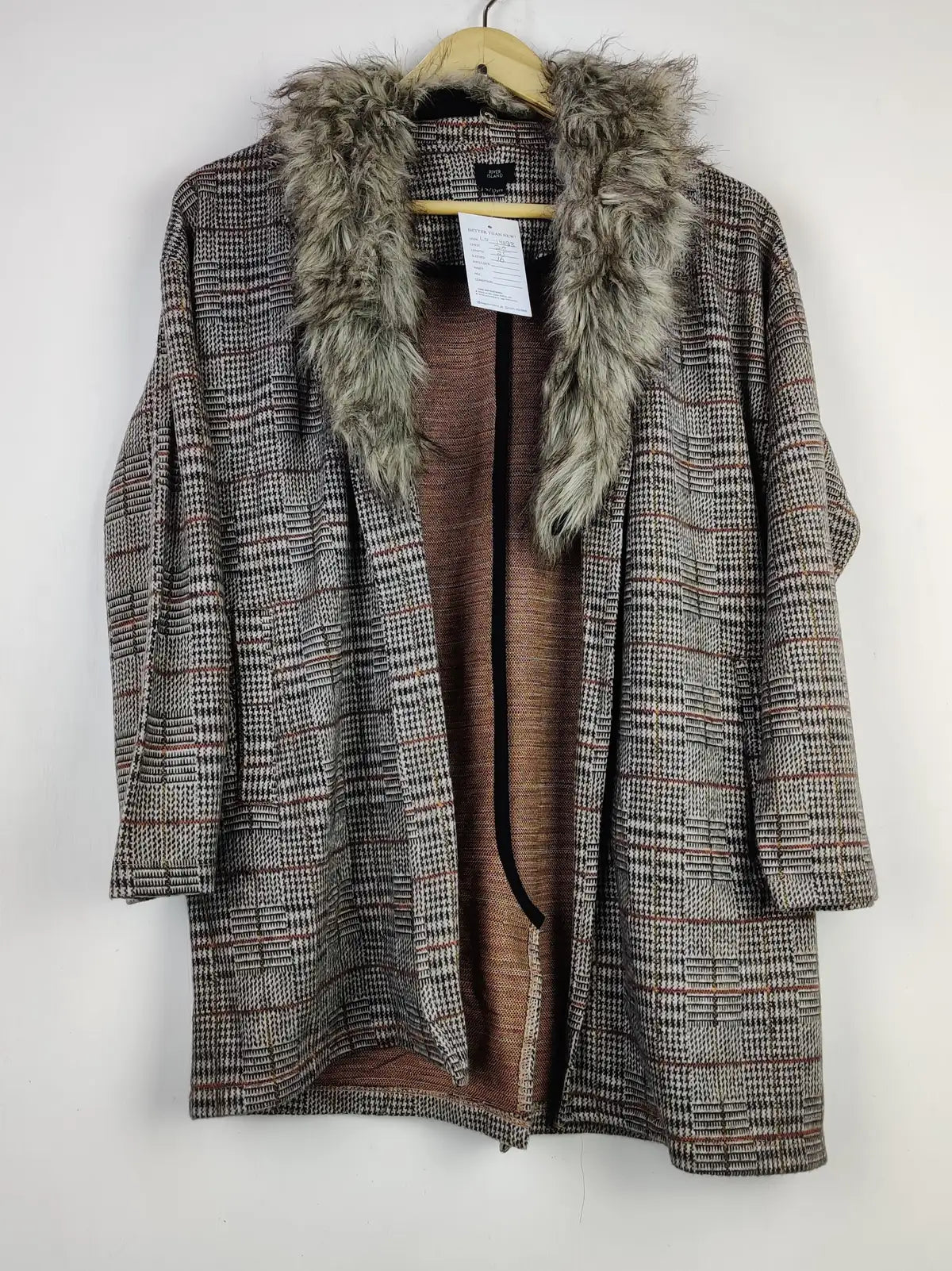 Buy online pre-used pre-loved 100% authentic & Original branded River Island (LS-14288) available in Pakistan. Top international brands avilable.