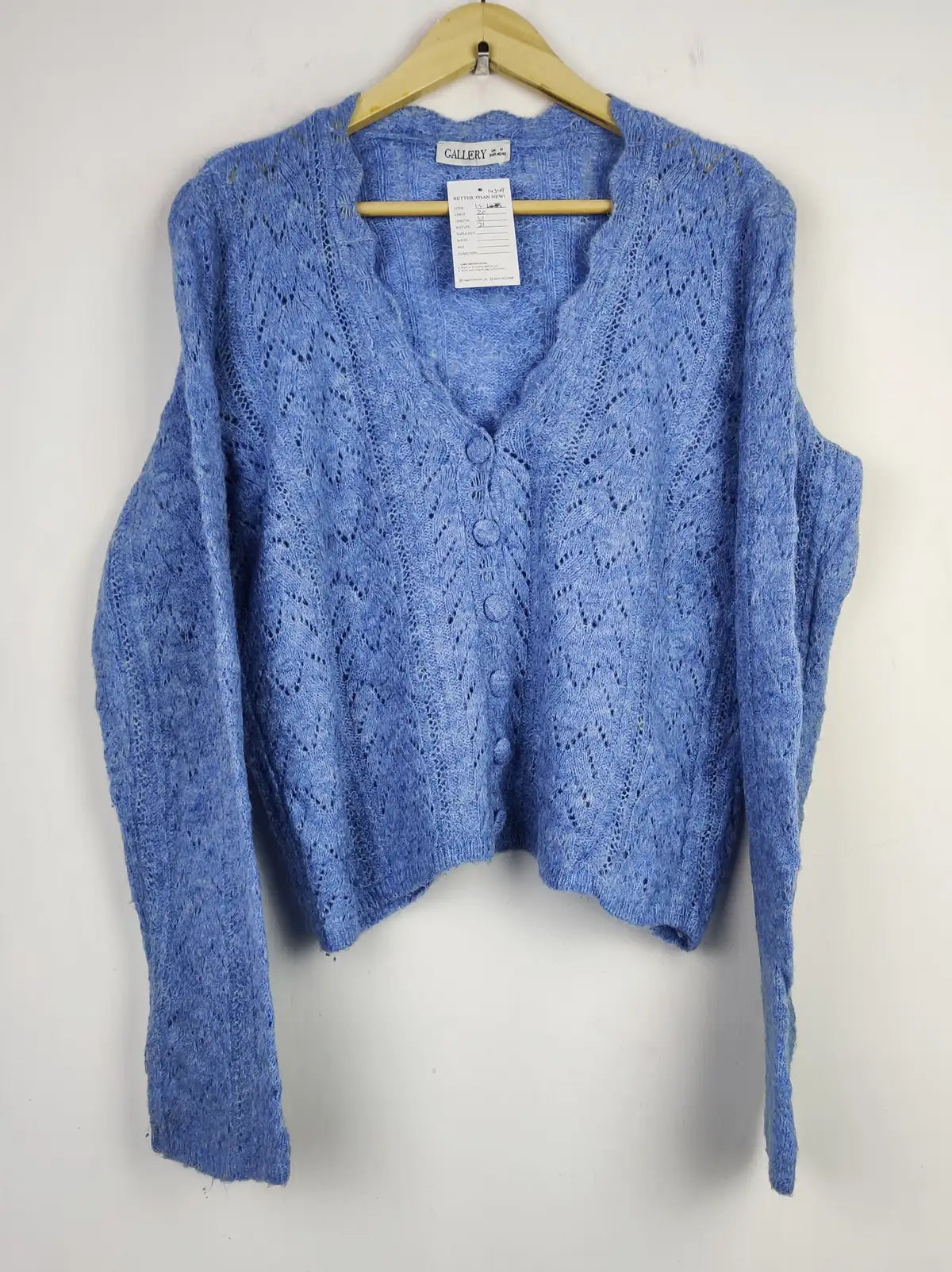 Buy online pre-used pre-loved 100% authentic & Original branded Gallery (LS-14349) available in Pakistan. Top international brands avilable.