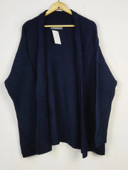Buy online pre-used pre-loved 100% authentic & Original branded Primark (LS-14507) available in Pakistan. Top international brands avilable.