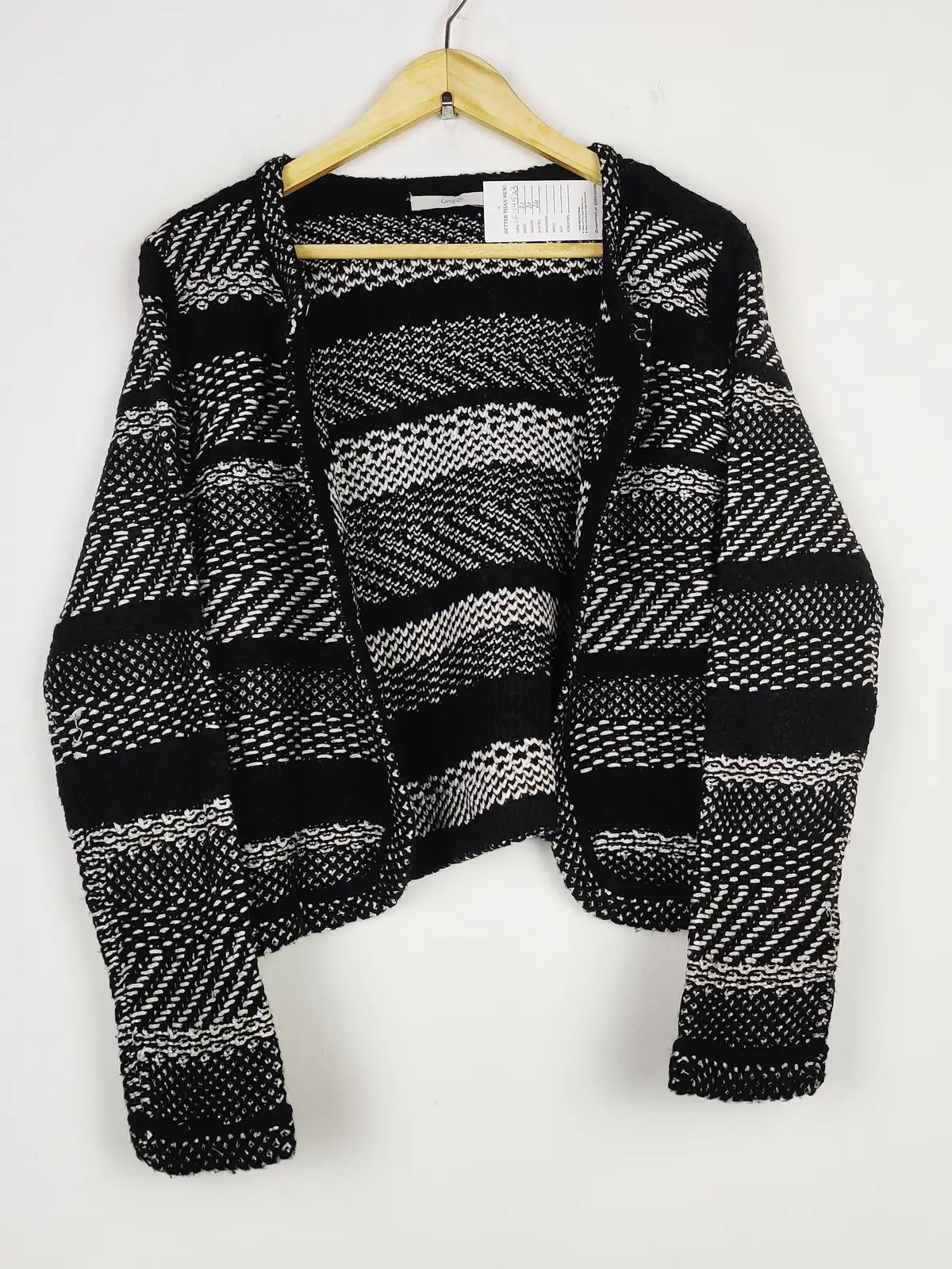 Buy online pre-used pre-loved 100% authentic & Original branded George (LS-14523) available in Pakistan. Top international brands avilable.