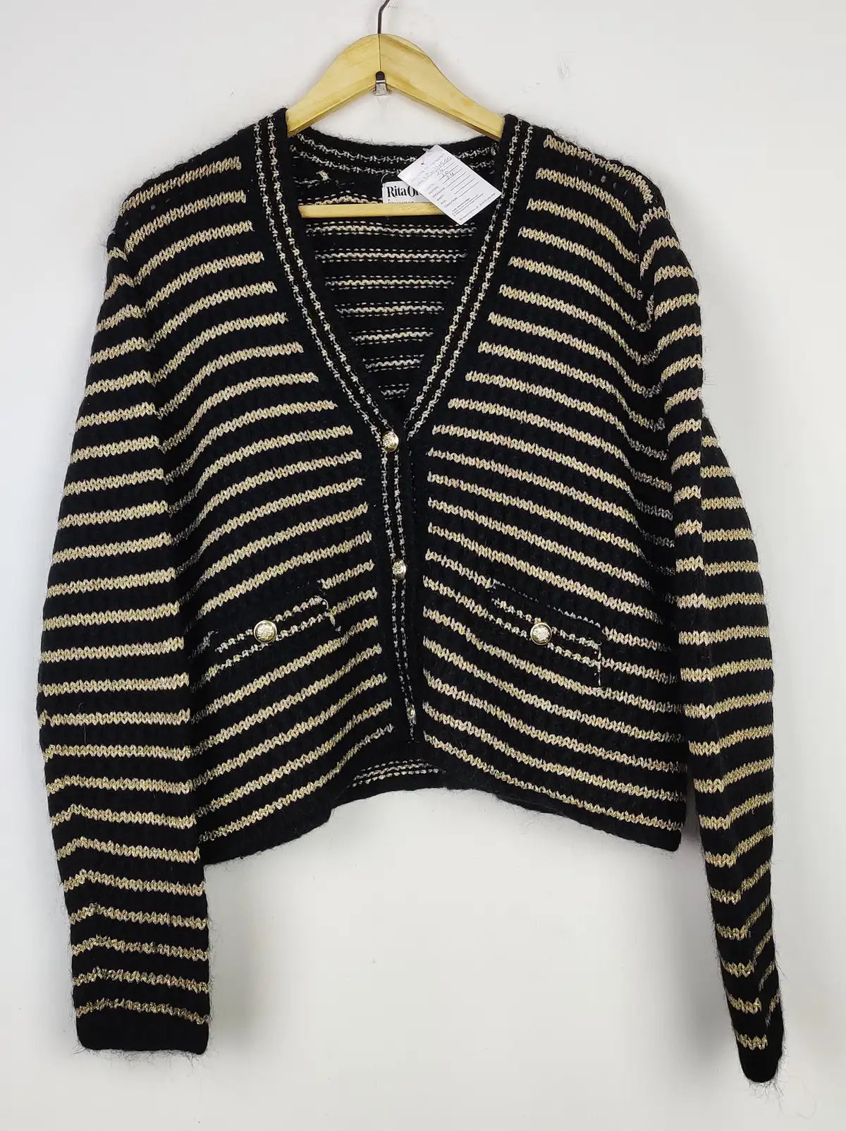 Buy online pre-used pre-loved 100% authentic & Original branded Primark (LS-14566) available in Pakistan. Top international brands avilable.