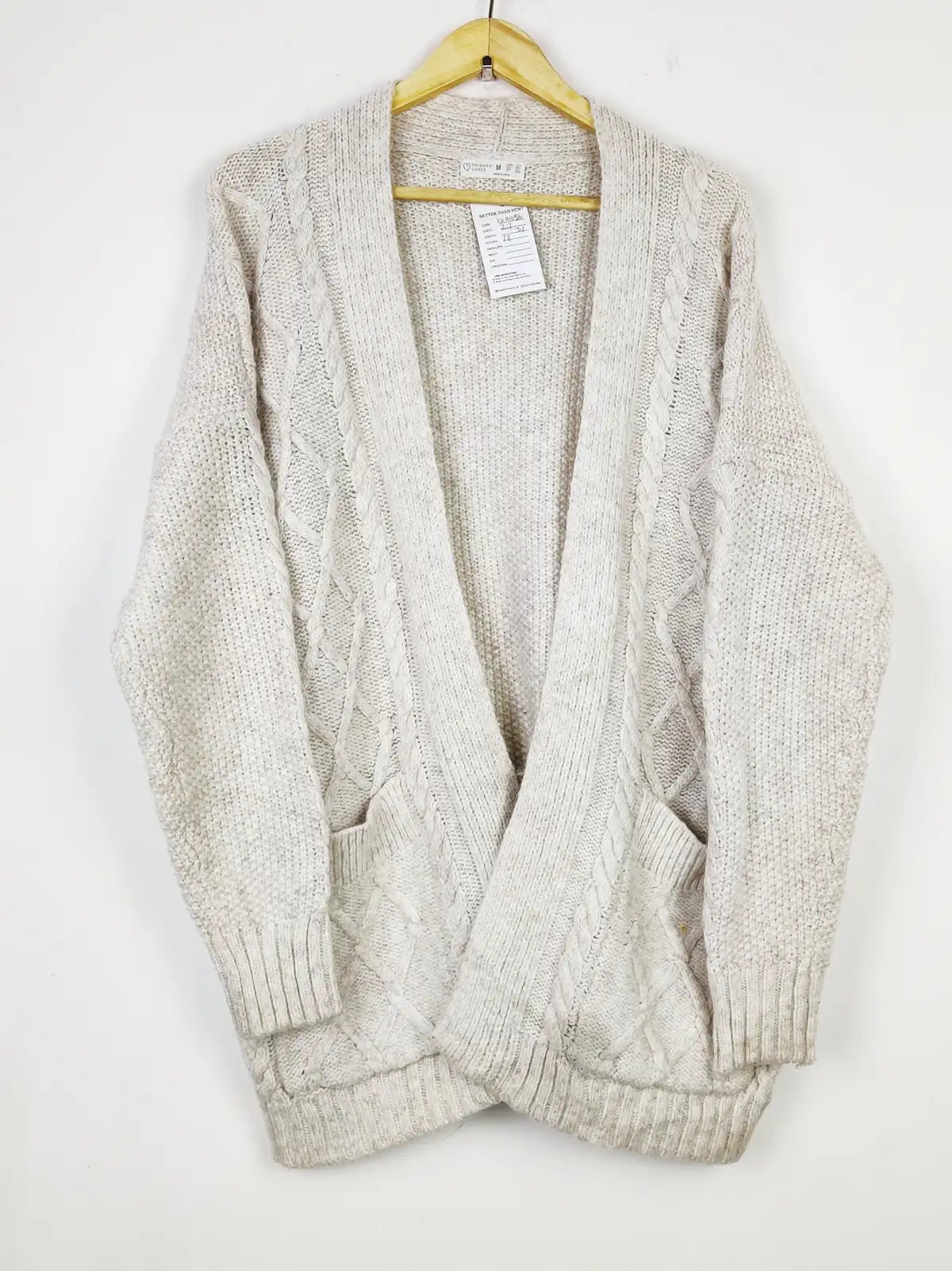 Buy online pre-used pre-loved 100% authentic & Original branded Primark (LS-14656) available in Pakistan. Top international brands avilable.