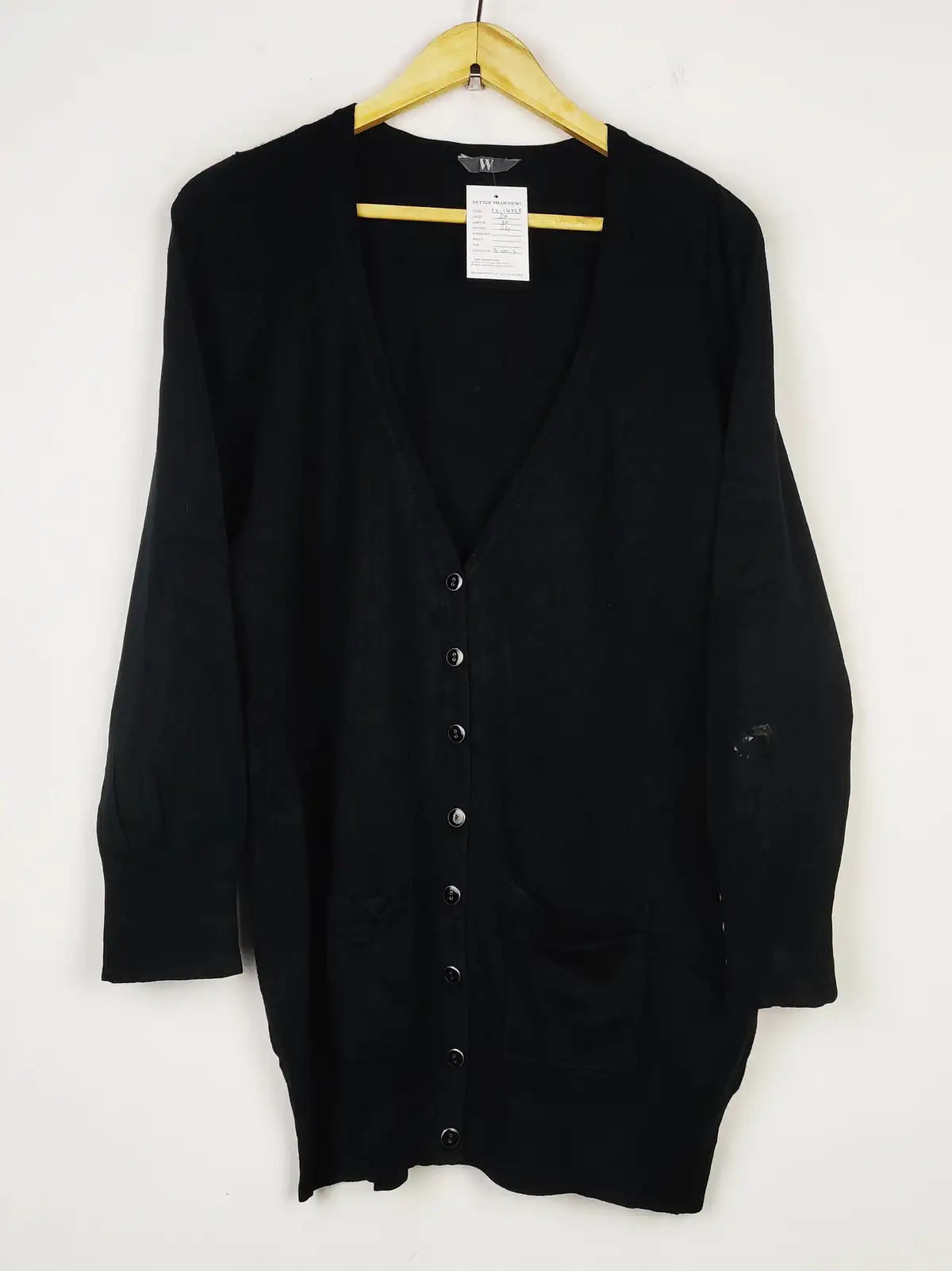 Buy online pre-used pre-loved 100% authentic & Original branded W (LS-14755) available in Pakistan. Top international brands avilable.