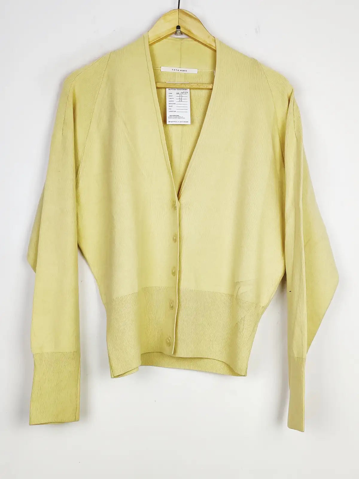Buy online pre-used pre-loved 100% authentic & Original branded Yaya Women (LS-14924) available in Pakistan. Top international brands avilable.