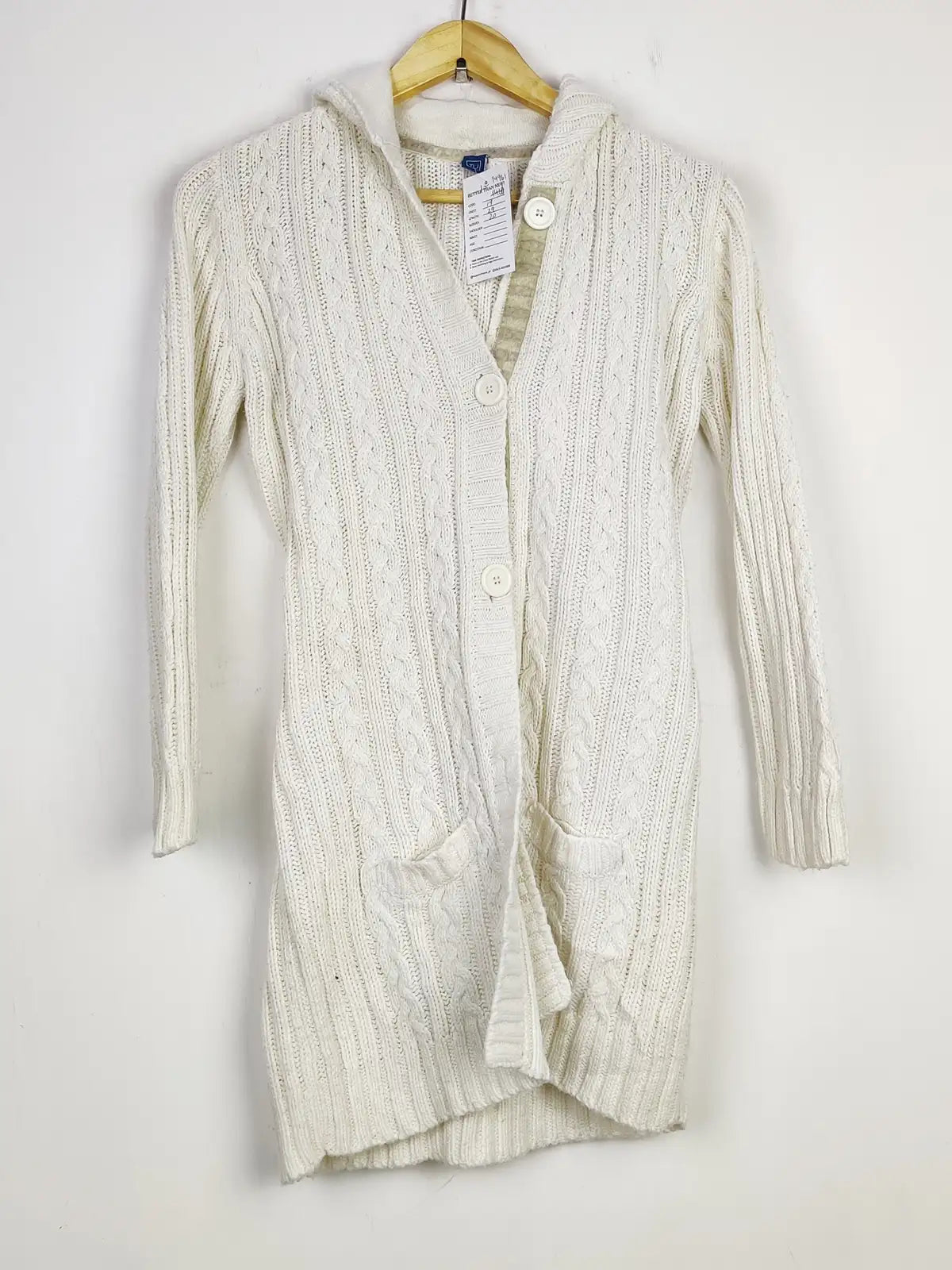 Buy online pre-used pre-loved 100% authentic & Original branded Tu (LS-14961) available in Pakistan. Top international brands avilable.