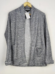 Buy online pre-used pre-loved 100% authentic & Original branded New Look (LS-14982) available in Pakistan. Top international brands avilable.