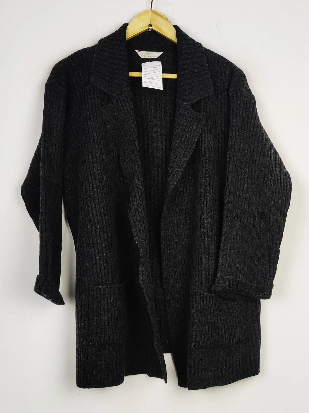 Buy online pre-used pre-loved 100% authentic & Original branded Marks & Spencer (LS-15004) available in Pakistan. Top international brands avilable.