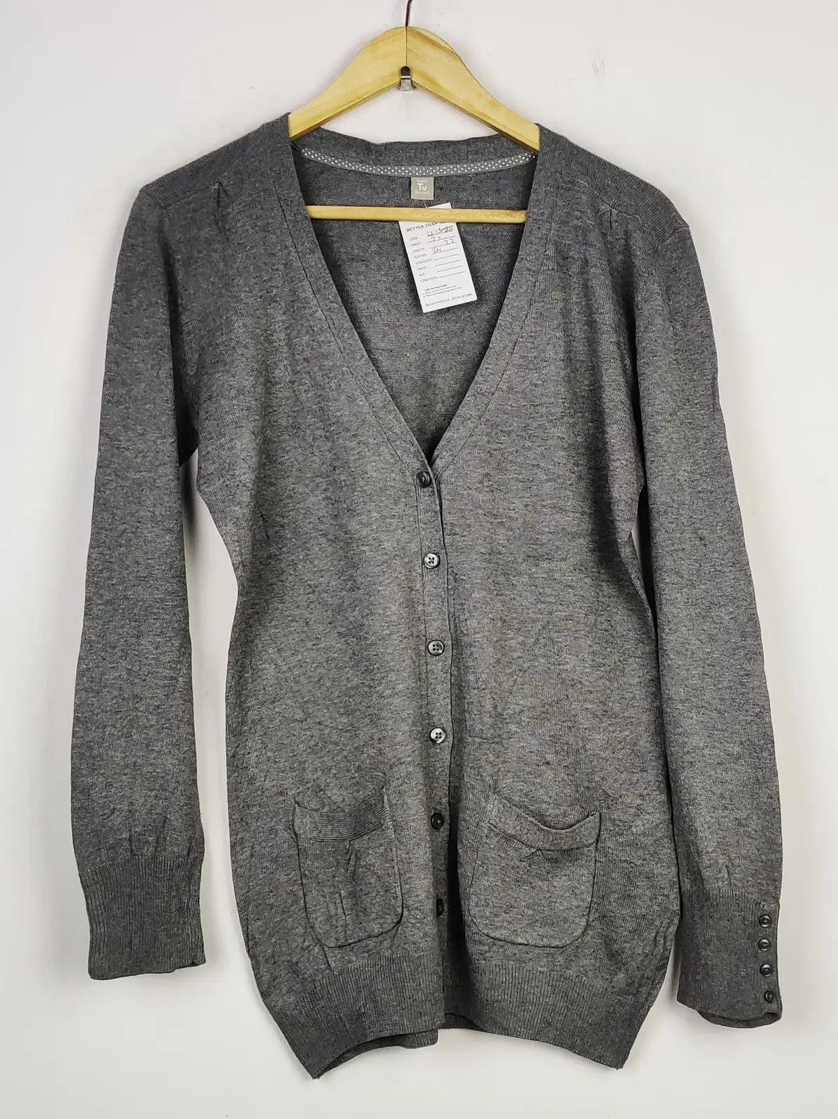 Buy online pre-used pre-loved 100% authentic & Original branded Tu (LS-15088) available in Pakistan. Top international brands avilable.