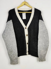 Buy online pre-used pre-loved 100% authentic & Original branded Primark (LS-15114) available in Pakistan. Top international brands avilable.