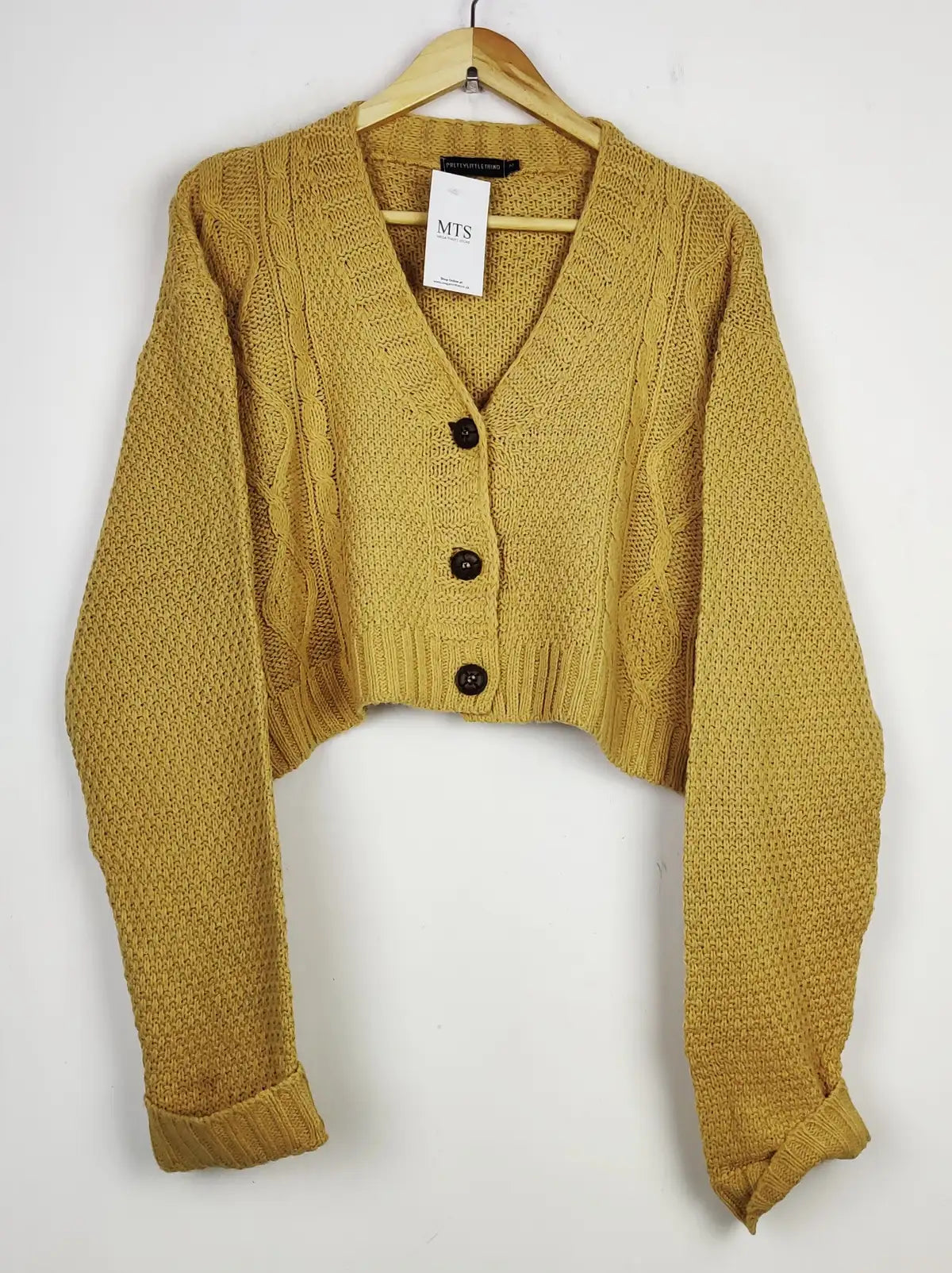 Buy online pre-used pre-loved 100% authentic & Original branded Prettylittlething (LS-15450) available in Pakistan. Top international brands avilable.
