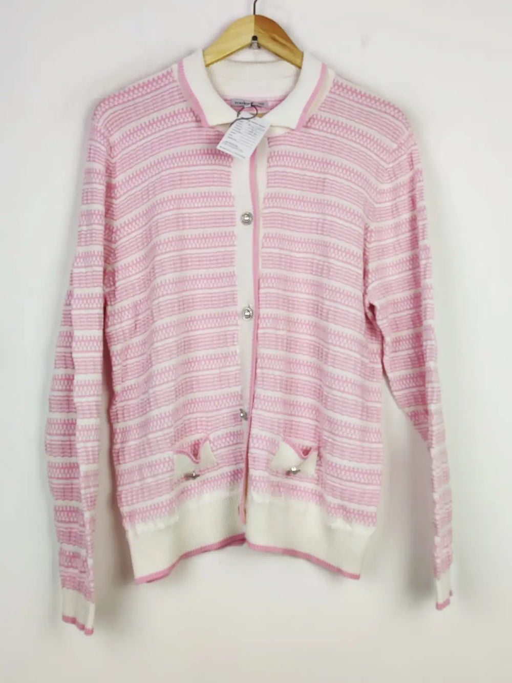 Buy online pre-used pre-loved 100% authentic & Original branded Voulez Vous (LS-15640) available in Pakistan. Top international brands avilable.