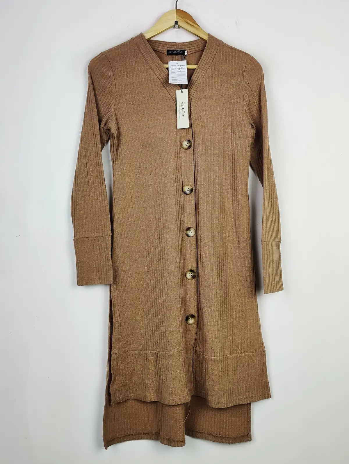 Buy online pre-used pre-loved 100% authentic & Original branded Lemon Fish (LS-15654) available in Pakistan. Top international brands avilable.