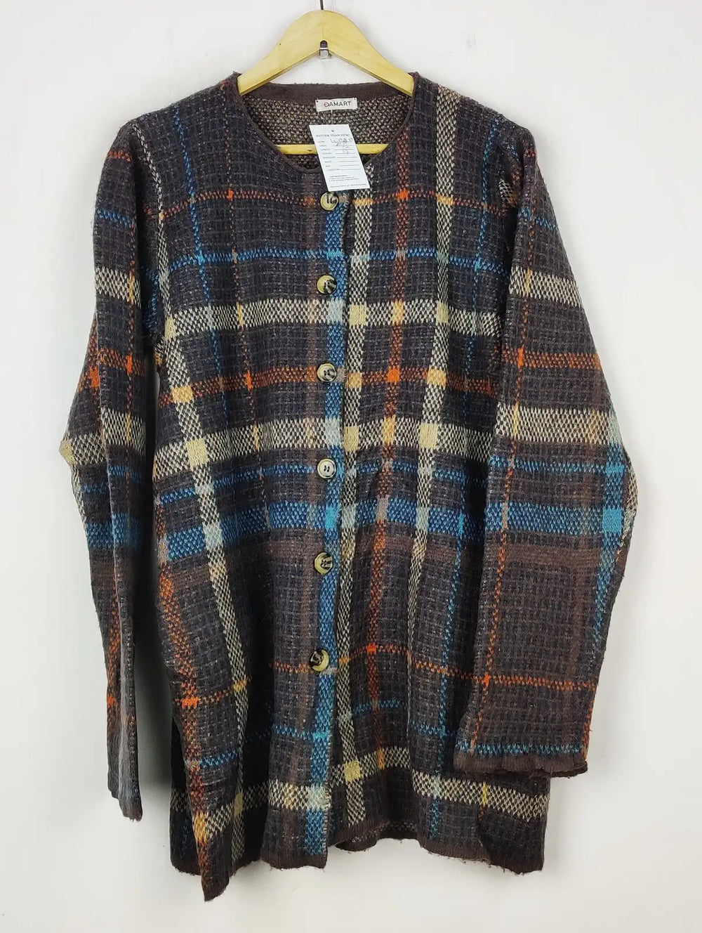 Buy online pre-used pre-loved 100% authentic & Original branded Damart (LS-15843) available in Pakistan. Top international brands avilable.