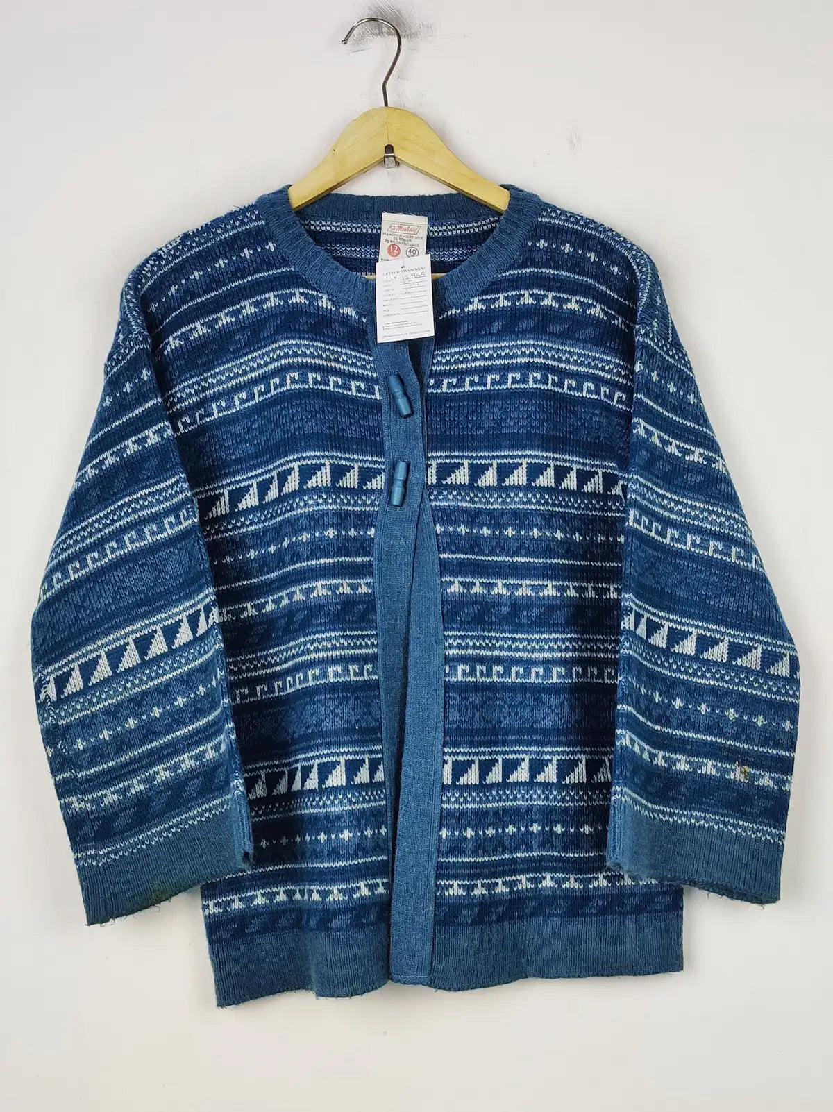 Buy online pre-used pre-loved 100% authentic & Original branded Marks & Spencer (LS-15855) available in Pakistan. Top international brands avilable.