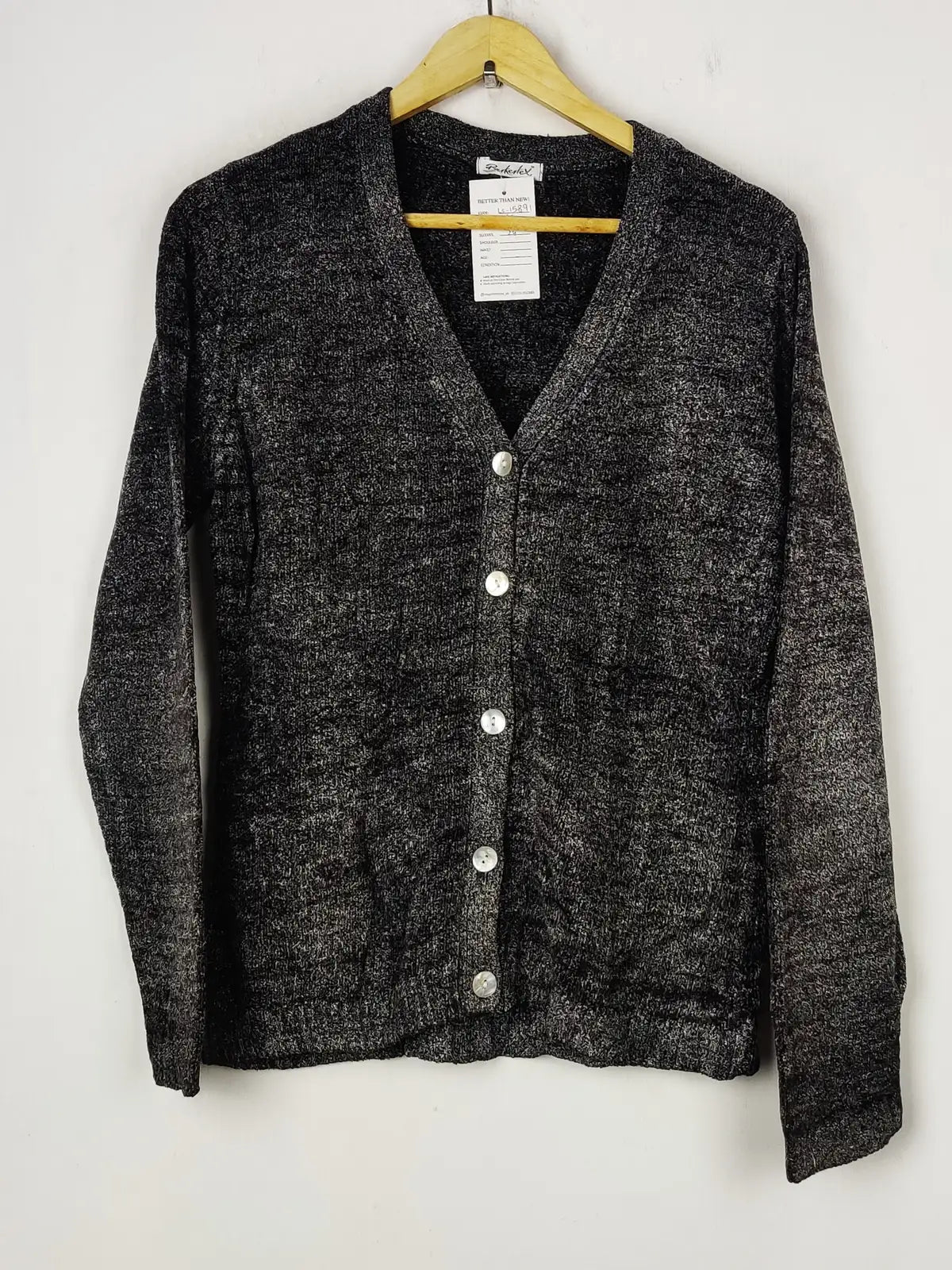Buy online pre-used pre-loved 100% authentic & Original branded Berkertex (LS-15891) available in Pakistan. Top international brands avilable.
