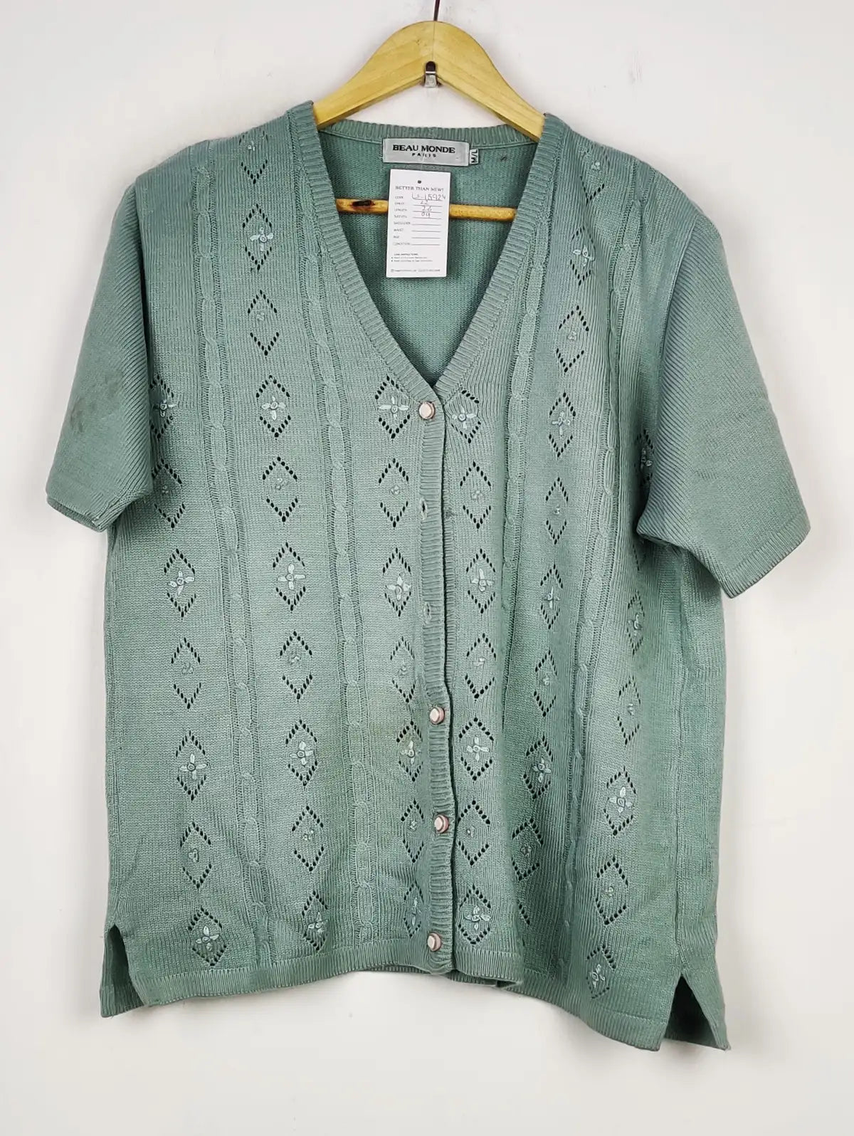 Buy online pre-used pre-loved 100% authentic & Original branded Beau Monde (LS-15924) available in Pakistan. Top international brands avilable.