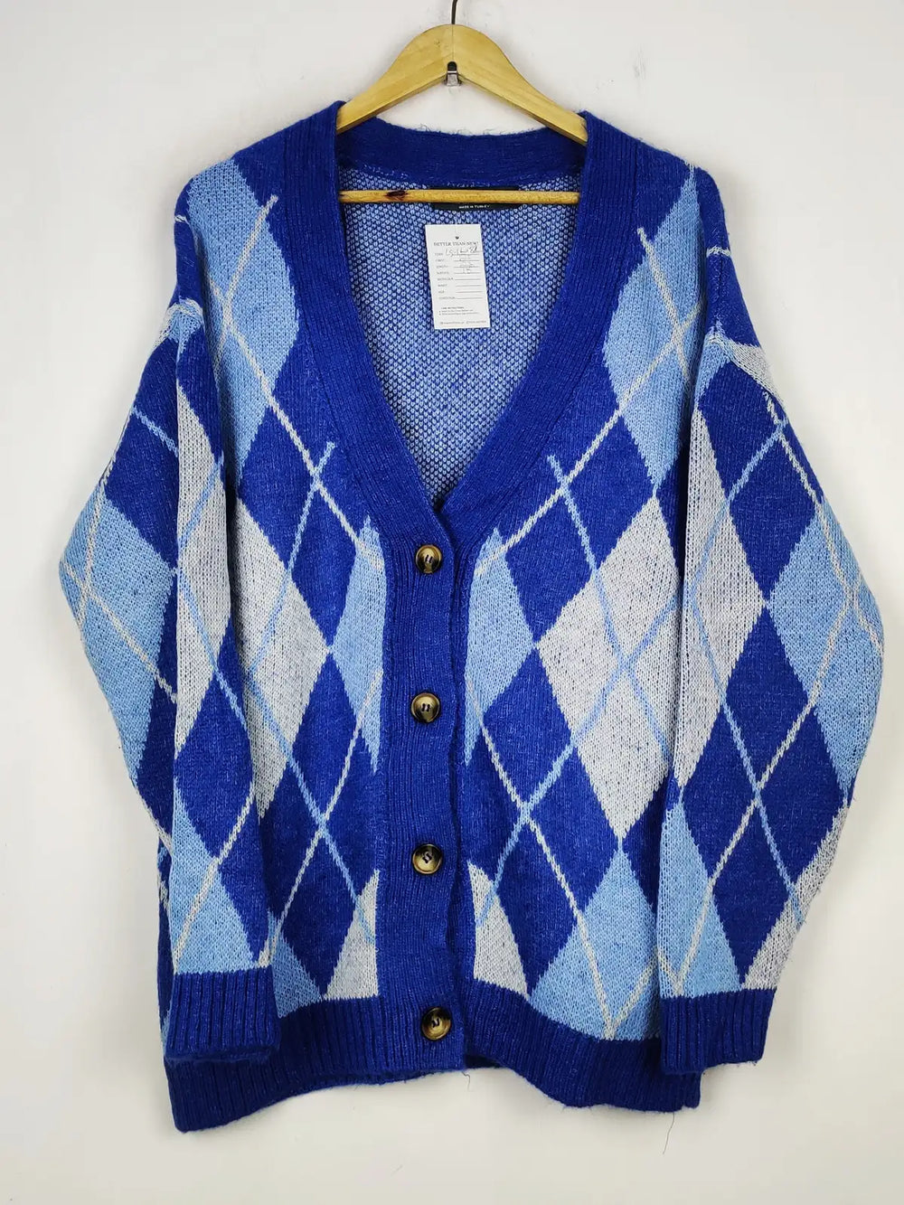 Buy online pre-used pre-loved 100% authentic & Original branded Primark (LS-16082) available in Pakistan. Top international brands avilable.