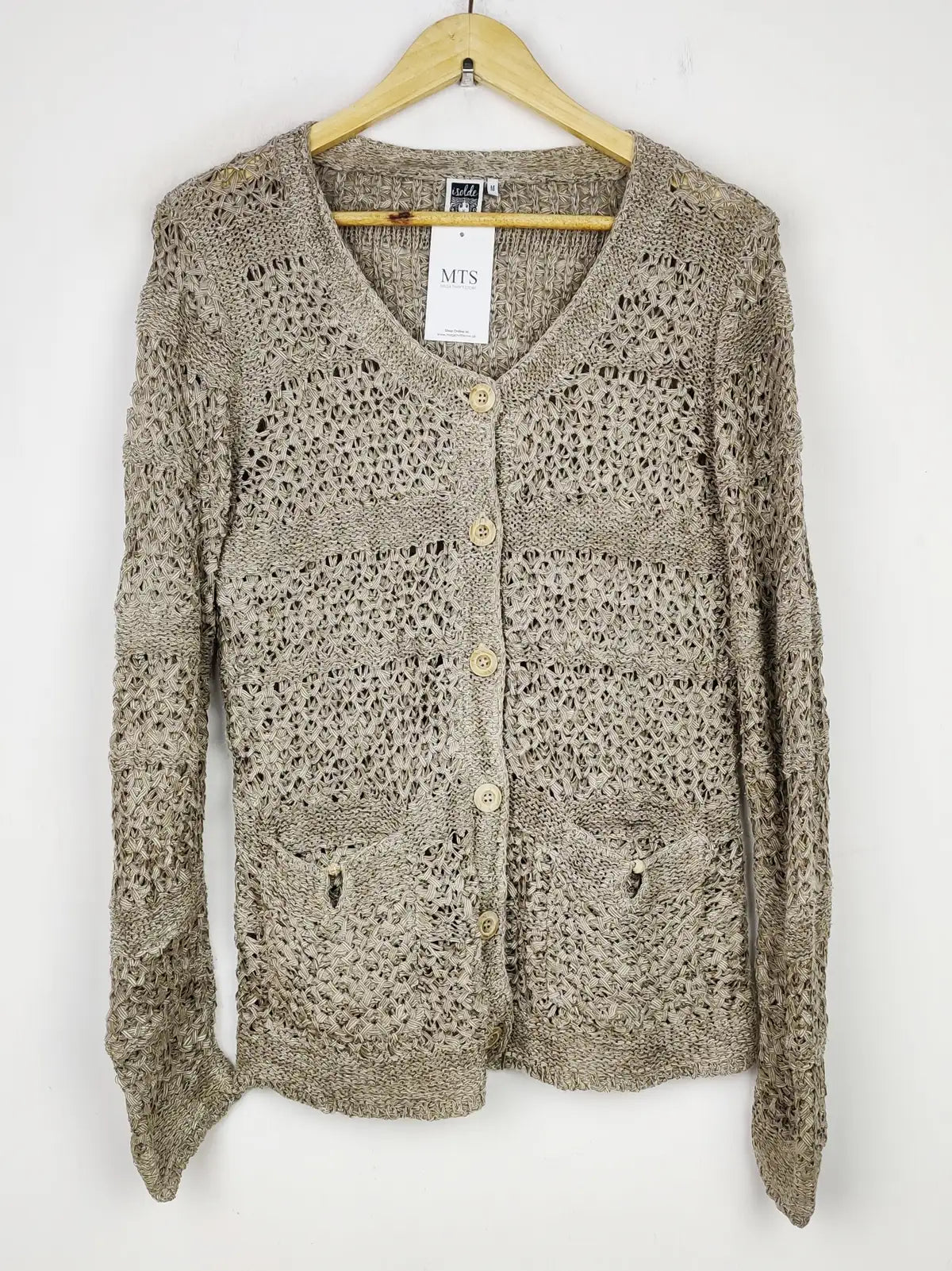 Buy online pre-used pre-loved 100% authentic & Original branded New Look (LS-16266) available in Pakistan. Top international brands avilable.