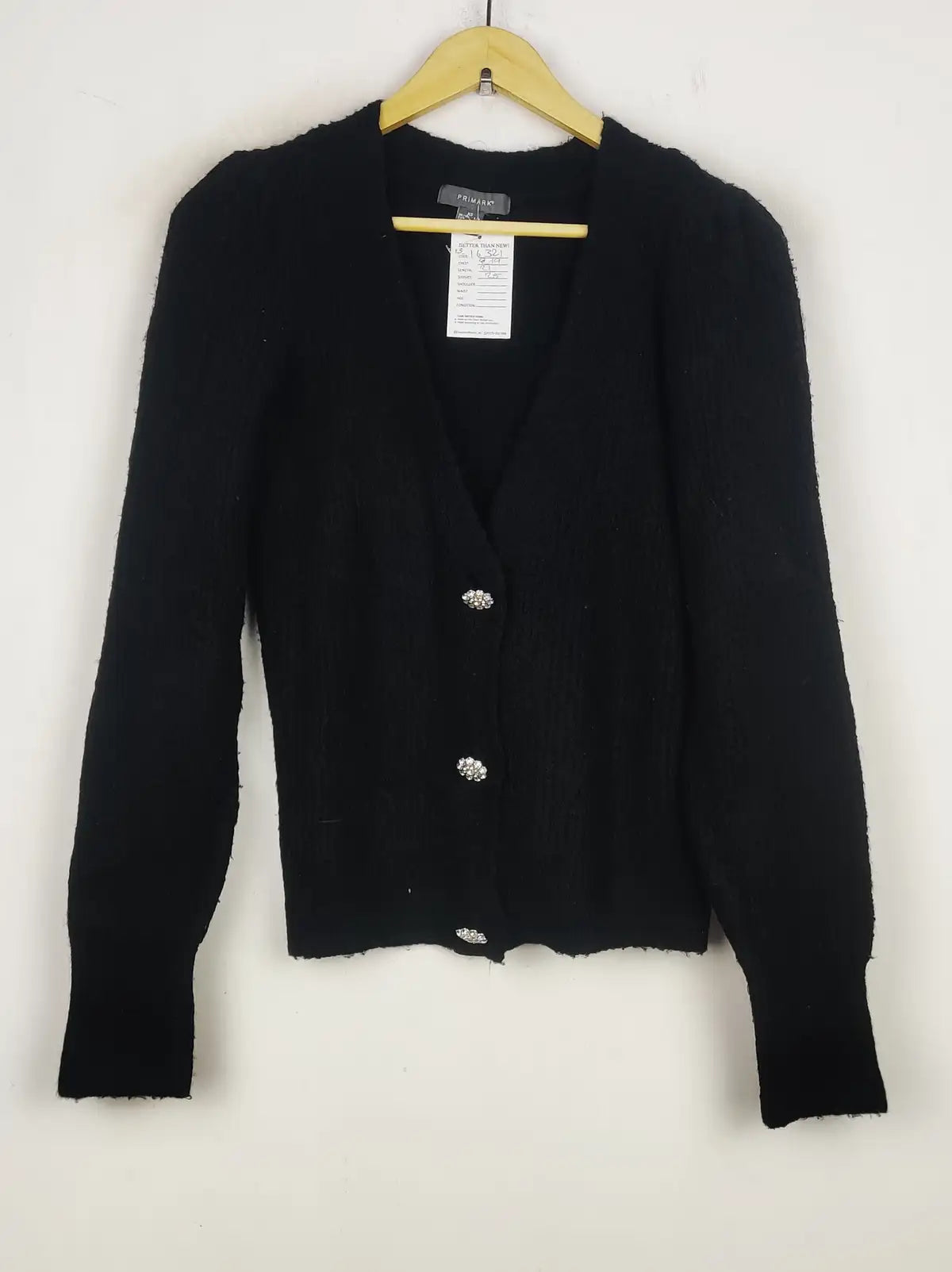 Buy online pre-used pre-loved 100% authentic & Original branded Primark (LS-16321) available in Pakistan. Top international brands avilable.
