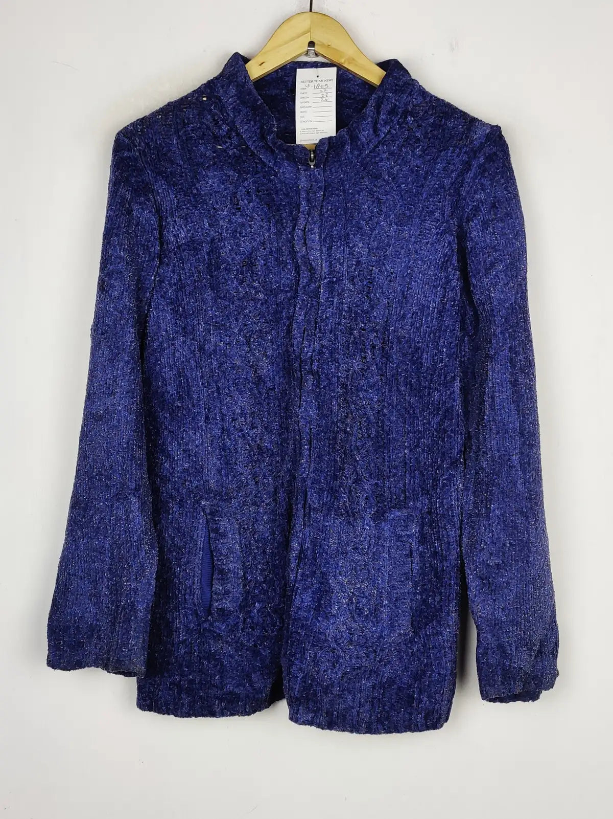 Buy online pre-used pre-loved 100% authentic & Original branded Bonmarche (LS-16415) available in Pakistan. Top international brands avilable.