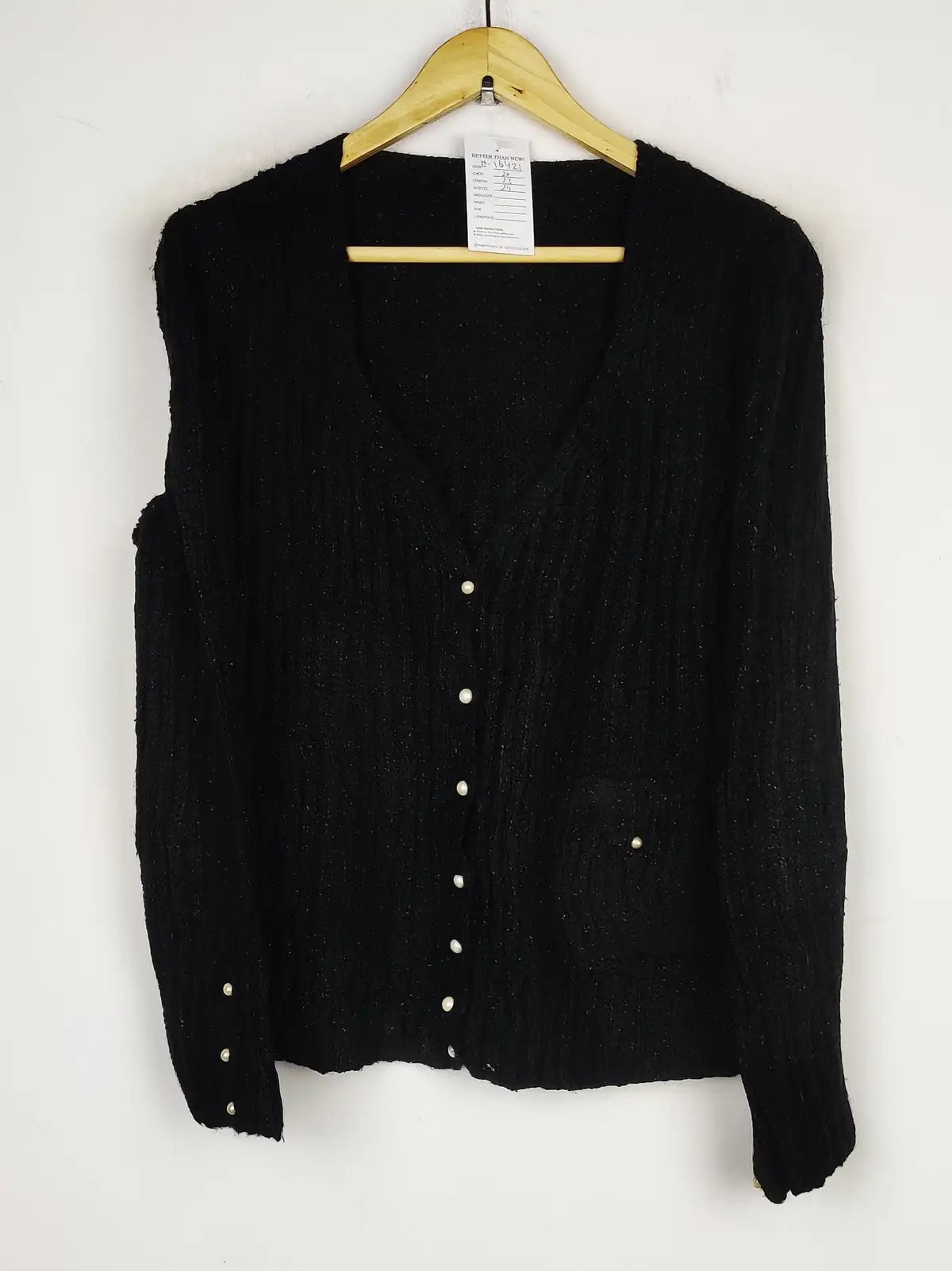 Buy online pre-used pre-loved 100% authentic & Original branded Unknown Brand (LS-16421) available in Pakistan. Top international brands avilable.