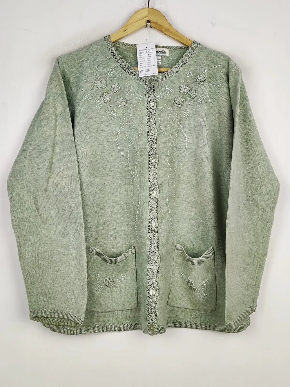 Buy online pre-used pre-loved 100% authentic & Original branded 2U (LS-16451) available in Pakistan. Top international brands avilable.