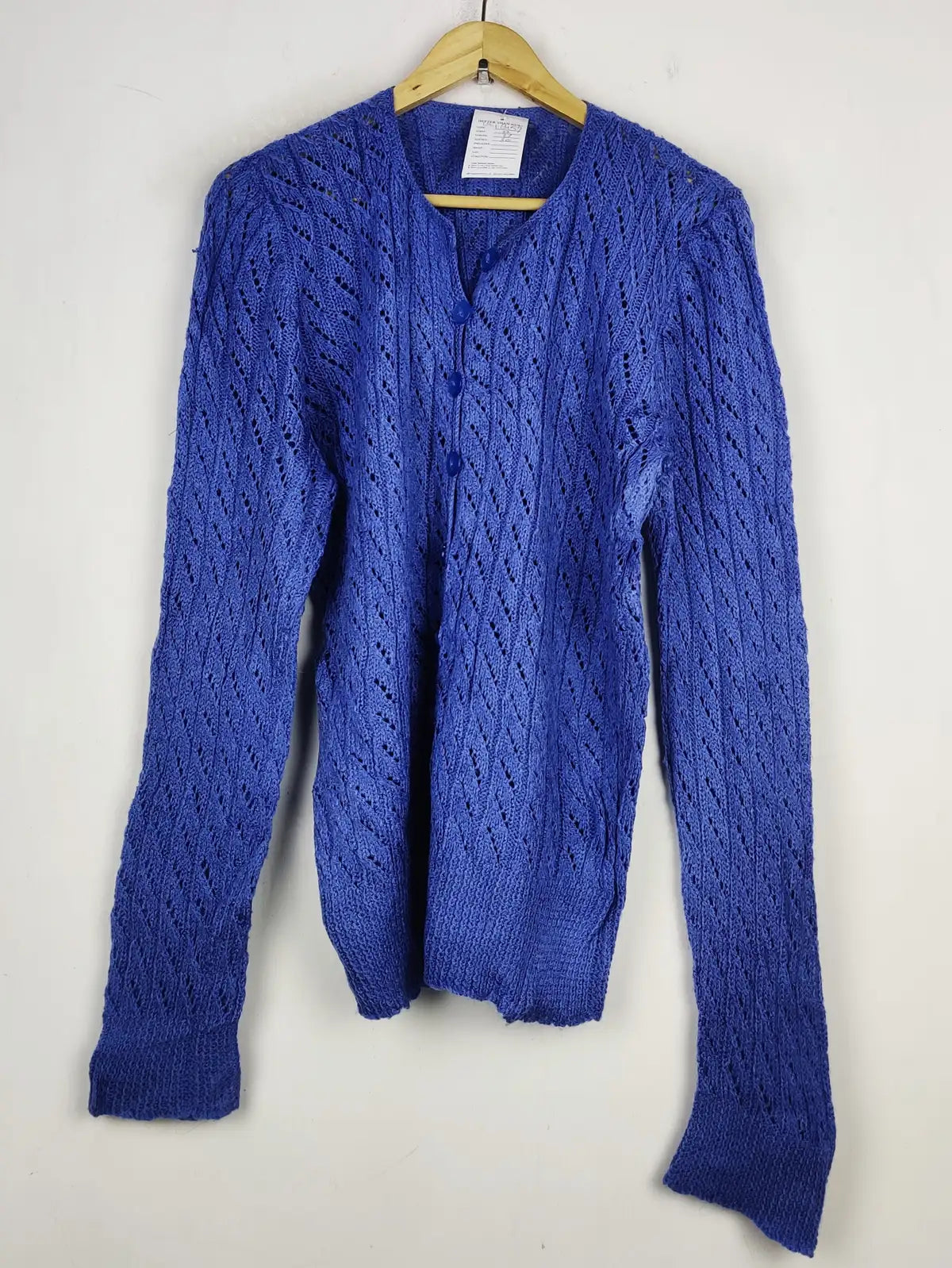 Buy online pre-used pre-loved 100% authentic & Original branded Unknown Brand (LS-16457) available in Pakistan. Top international brands avilable.
