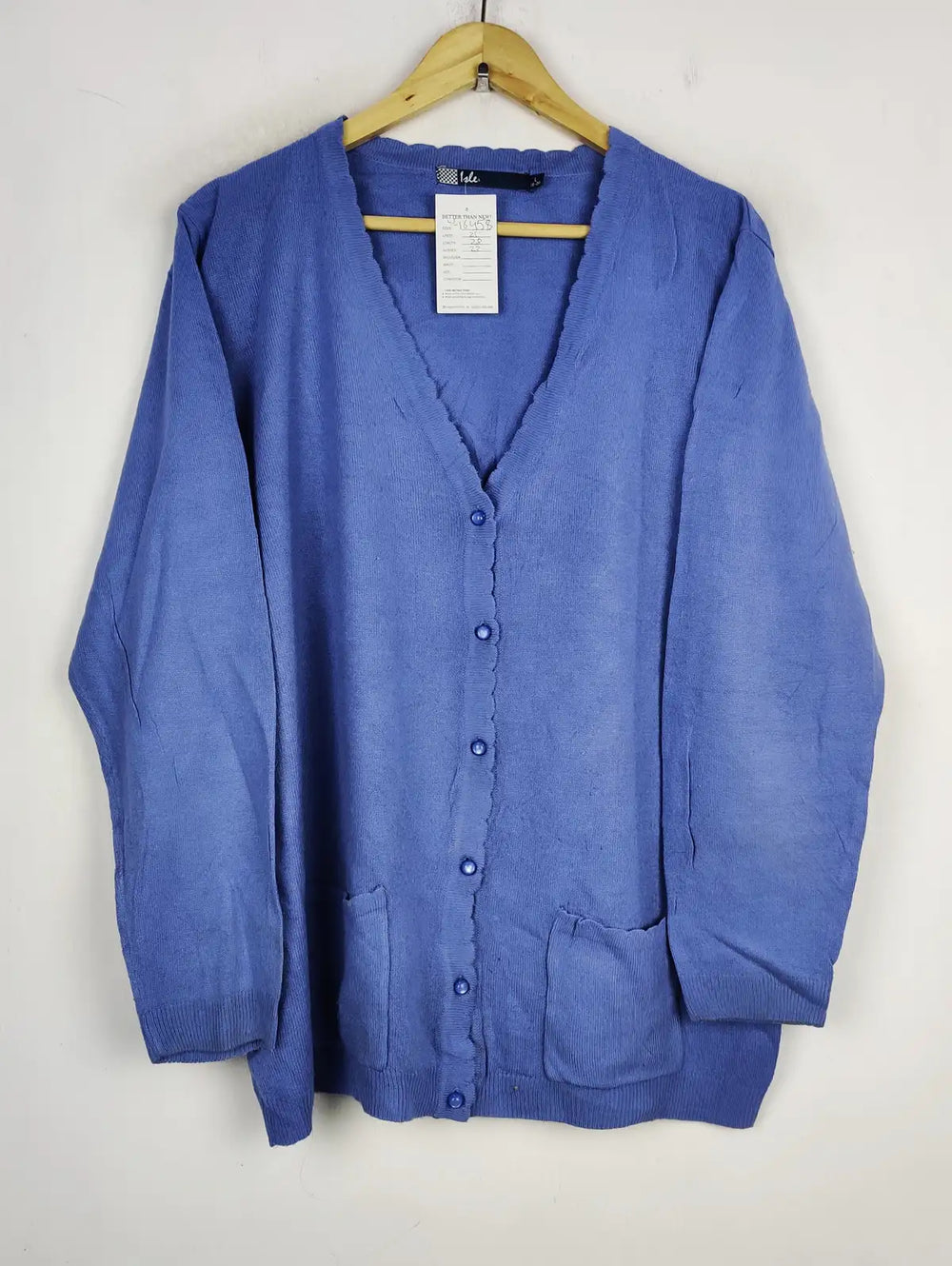 Buy online pre-used pre-loved 100% authentic & Original branded Isle (LS-16458) available in Pakistan. Top international brands avilable.