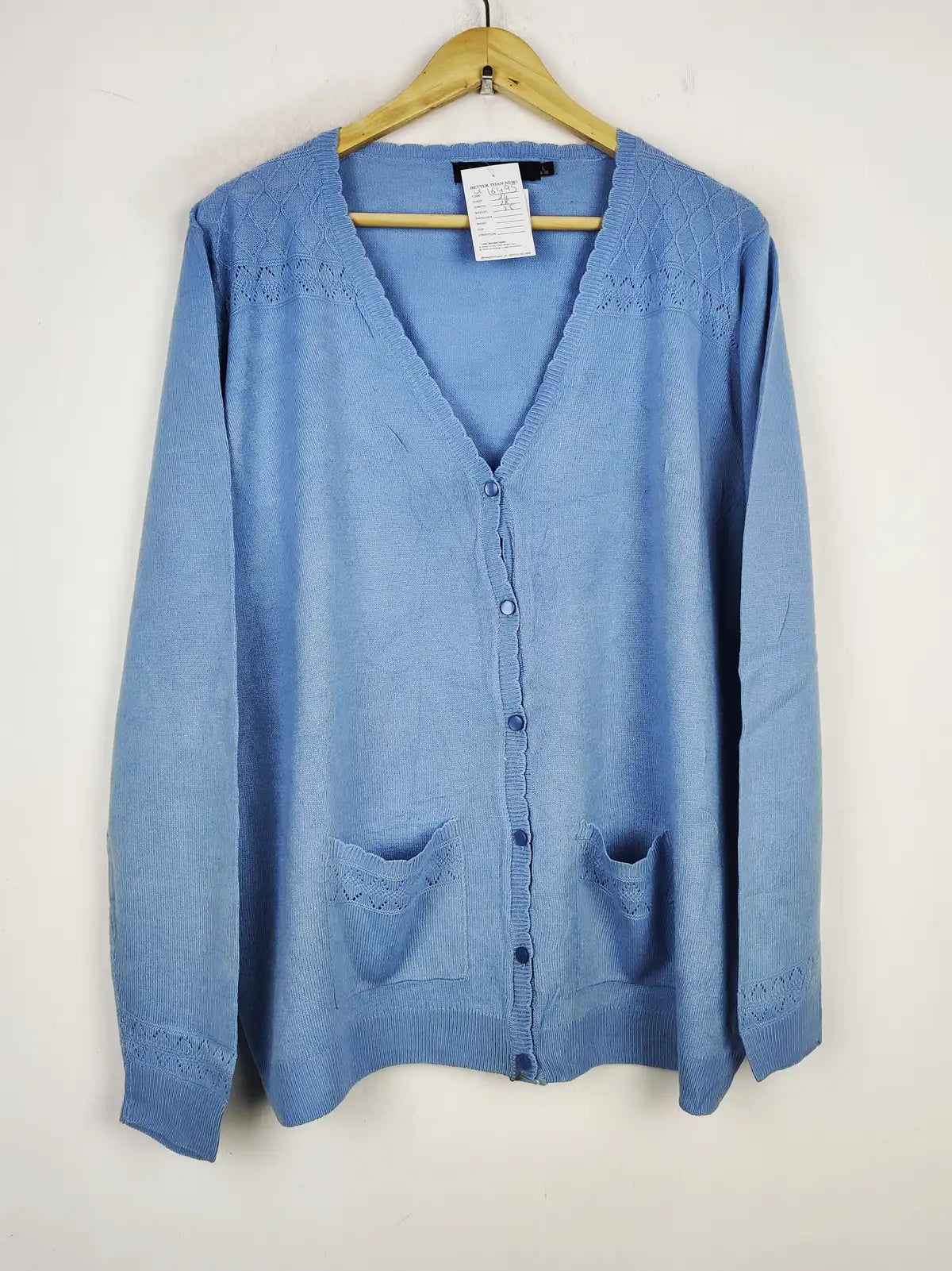 Buy online pre-used pre-loved 100% authentic & Original branded Isle (LS-16495) available in Pakistan. Top international brands avilable.