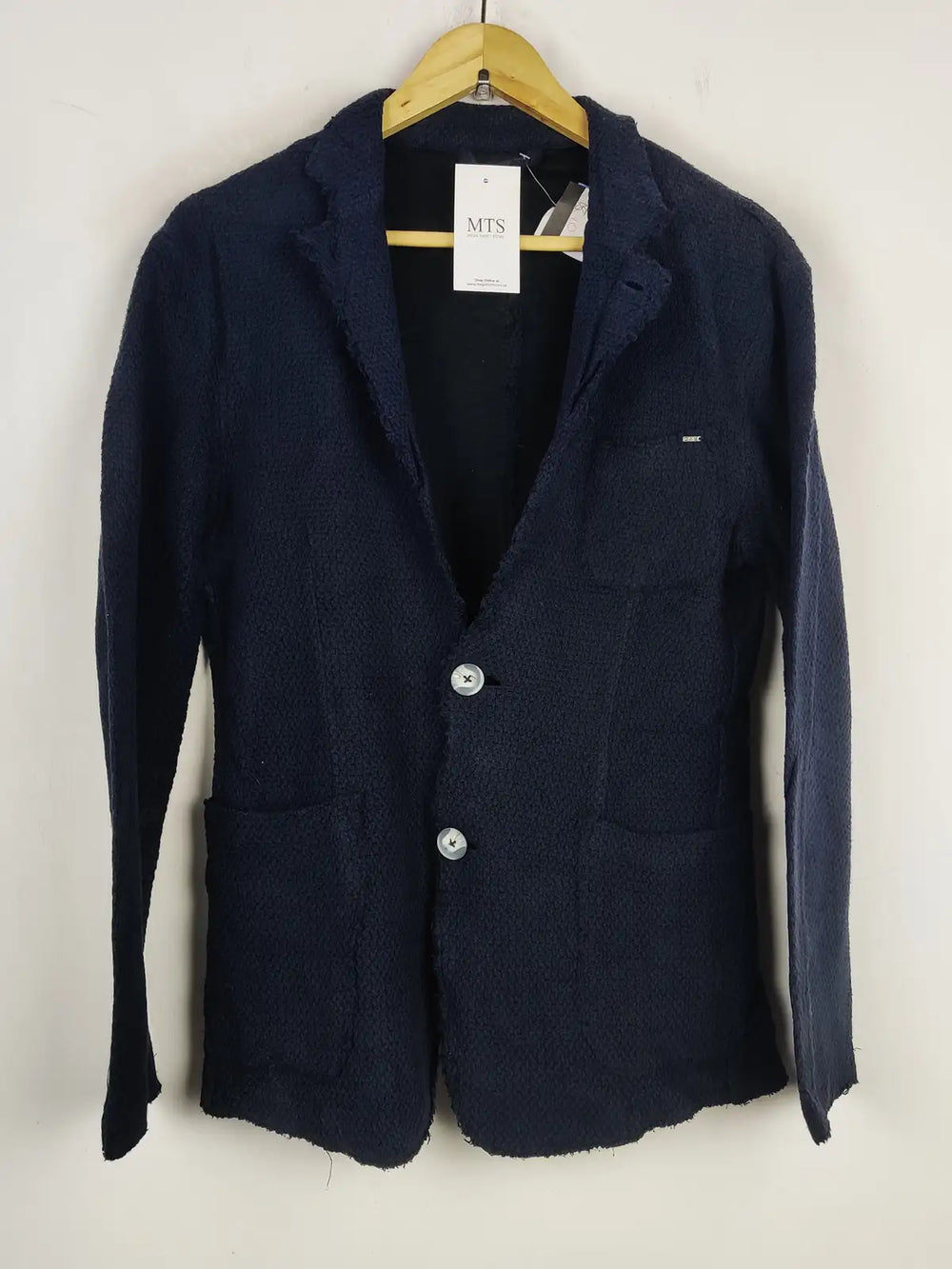 Buy online pre-used pre-loved 100% authentic & Original branded Unknown Brand (LS-16511) available in Pakistan. Top international brands avilable.