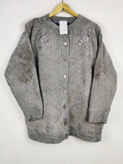 Buy online pre-used pre-loved 100% authentic & Original branded Fay Louis (LS-16527) available in Pakistan. Top international brands avilable.