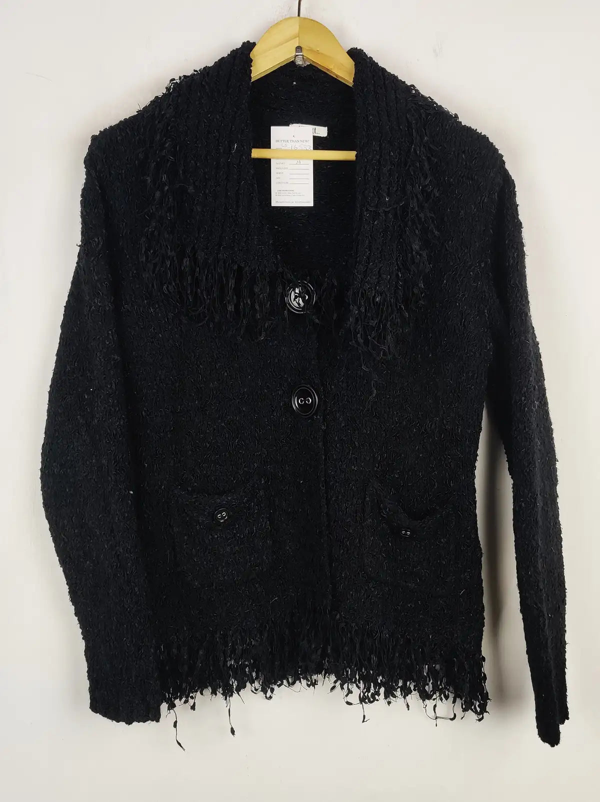 Buy online pre-used pre-loved 100% authentic & Original branded Text (LS-16533) available in Pakistan. Top international brands avilable.