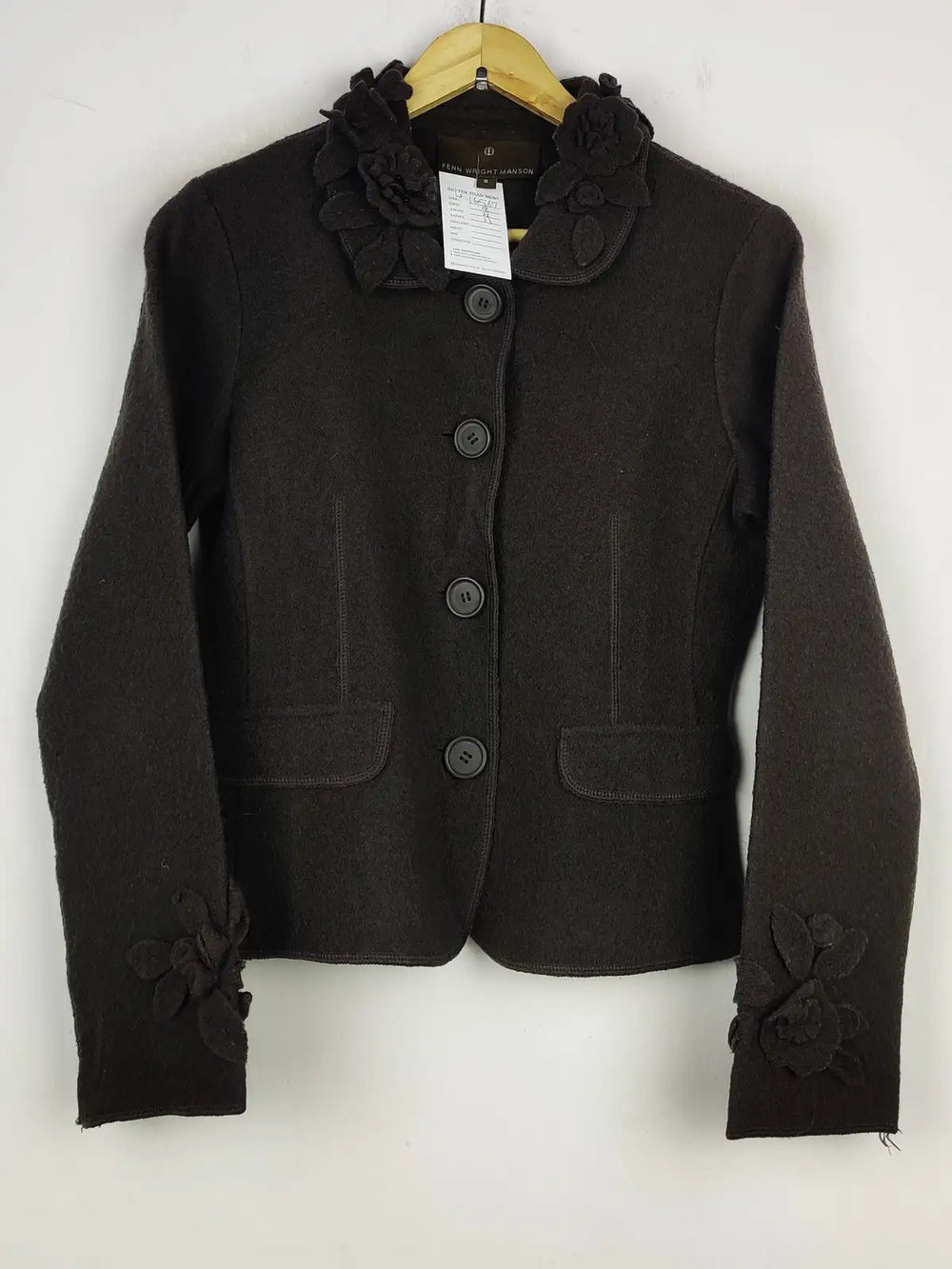 Buy online pre-used pre-loved 100% authentic & Original branded Fenn Wright (LS-16567) available in Pakistan. Top international brands avilable.