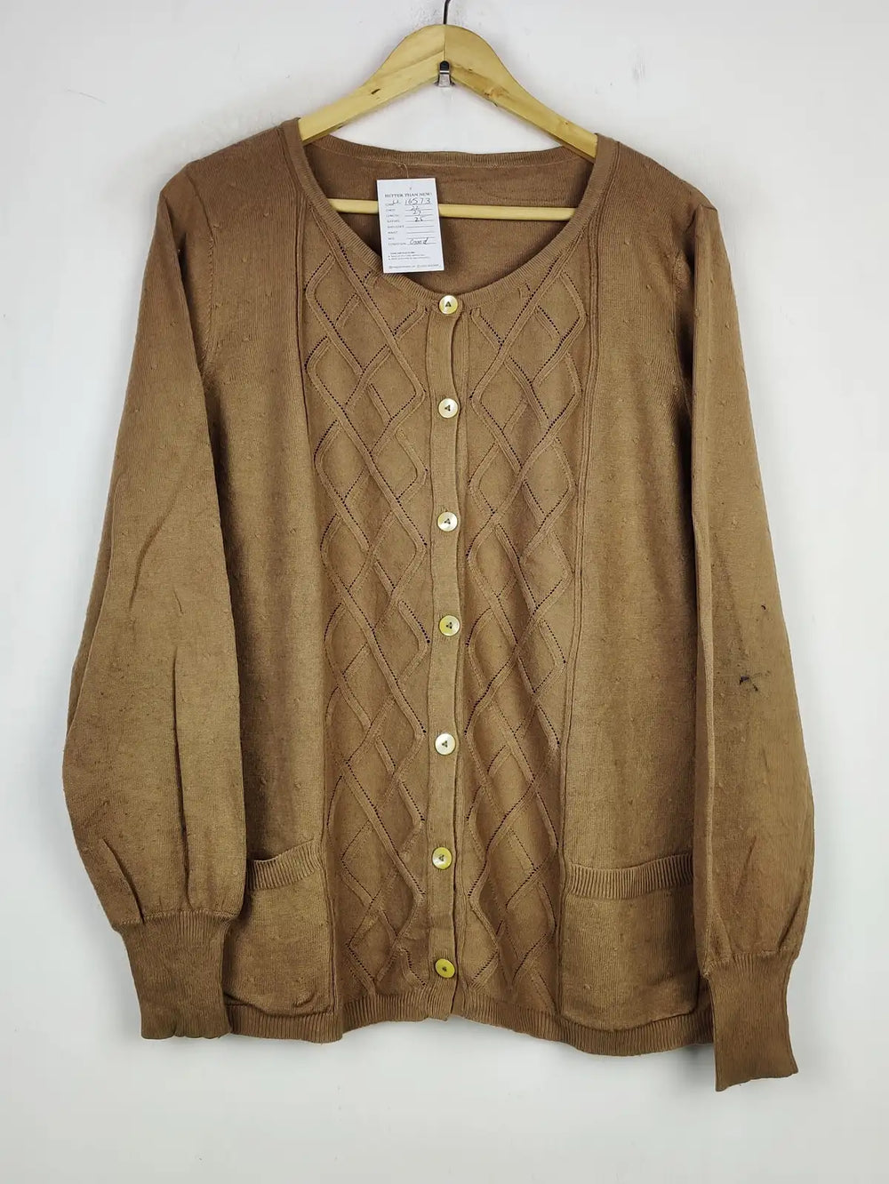 Buy online pre-used pre-loved 100% authentic & Original branded Unknown Brand (LS-16573) available in Pakistan. Top international brands avilable.