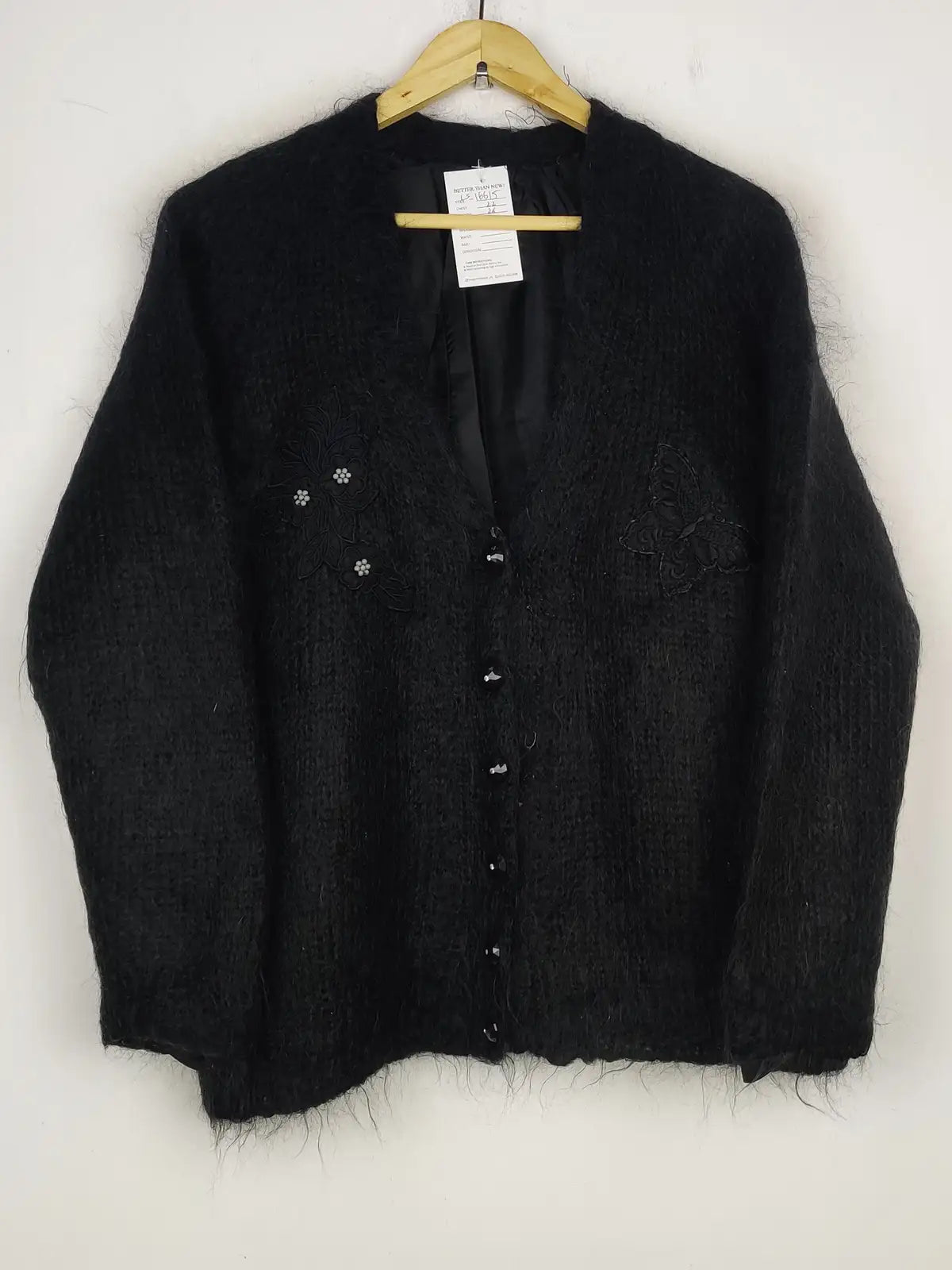 Buy online pre-used pre-loved 100% authentic & Original branded Unknown Brand (LS-16615) available in Pakistan. Top international brands avilable.