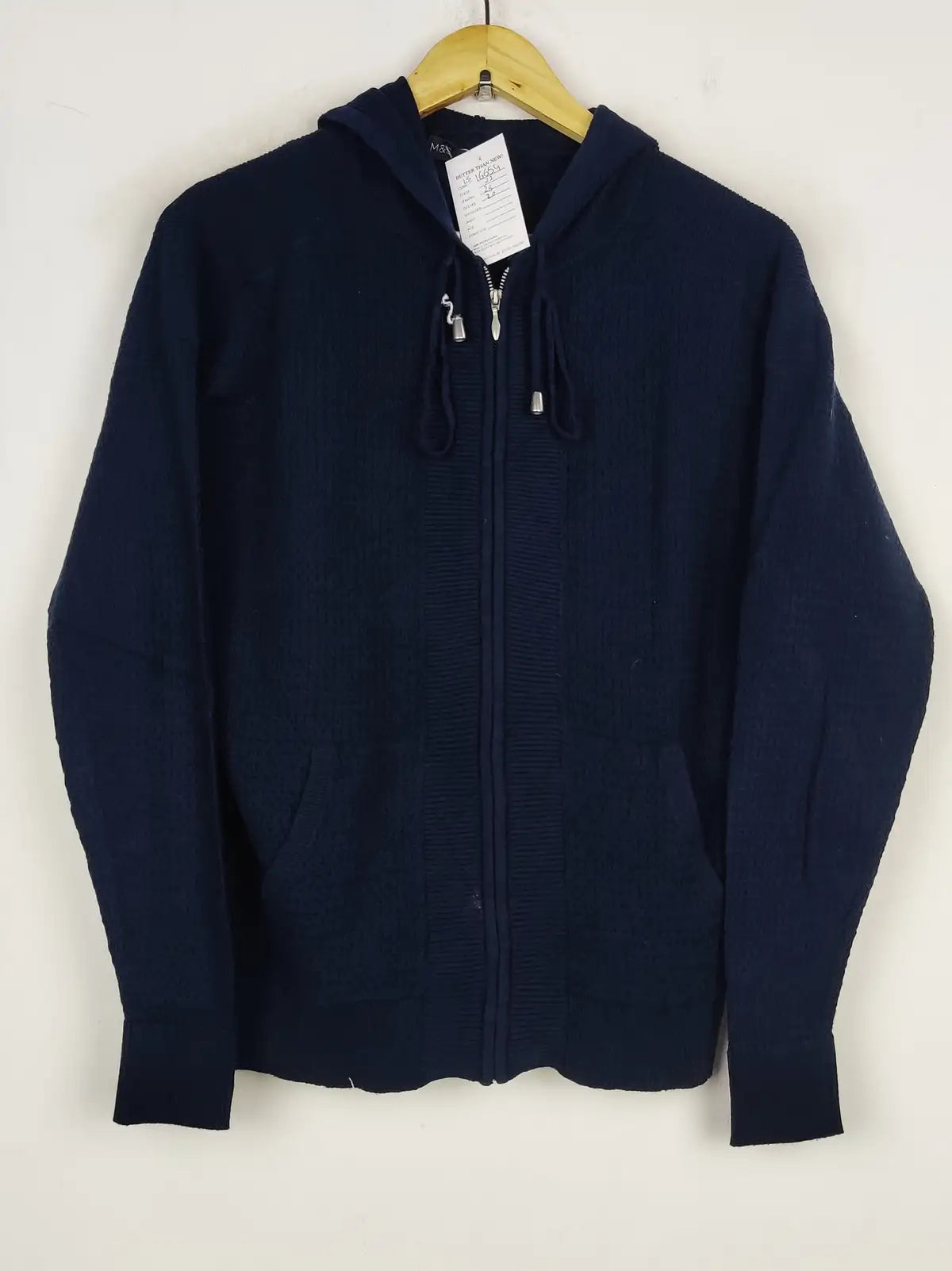 Buy online pre-used pre-loved 100% authentic & Original branded Marks & Spencer (LS-16654) available in Pakistan. Top international brands avilable.