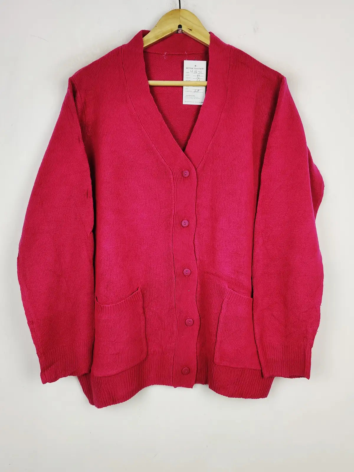 Buy online pre-used pre-loved 100% authentic & Original branded Unknown Brand (LS-16711) available in Pakistan. Top international brands avilable.