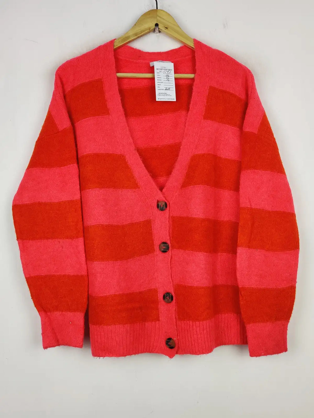 Buy online pre-used pre-loved 100% authentic & Original branded Tu (LS-16751) available in Pakistan. Top international brands avilable.