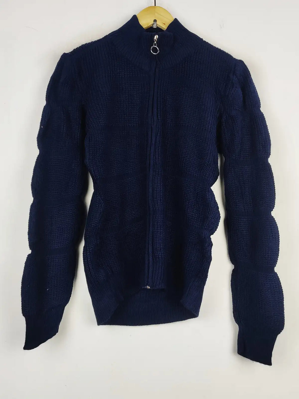 Buy online pre-used pre-loved 100% authentic & Original branded Fashion Killa (LS-16764) available in Pakistan. Top international brands avilable.